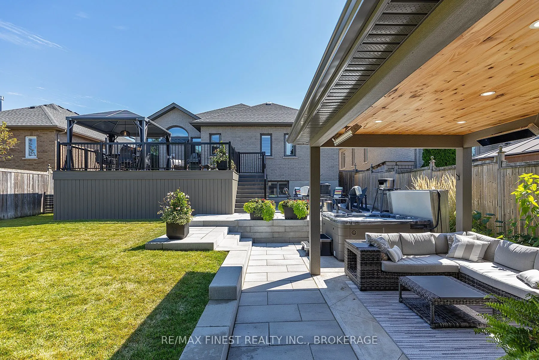 1231 Lisbon Place