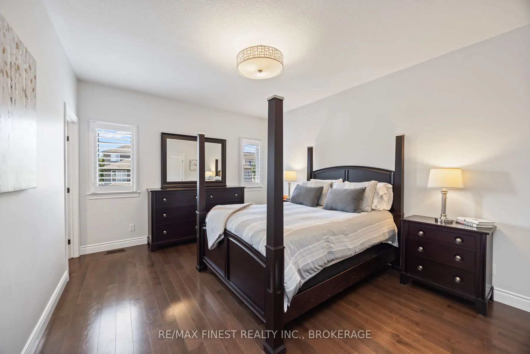 1231 Lisbon Place