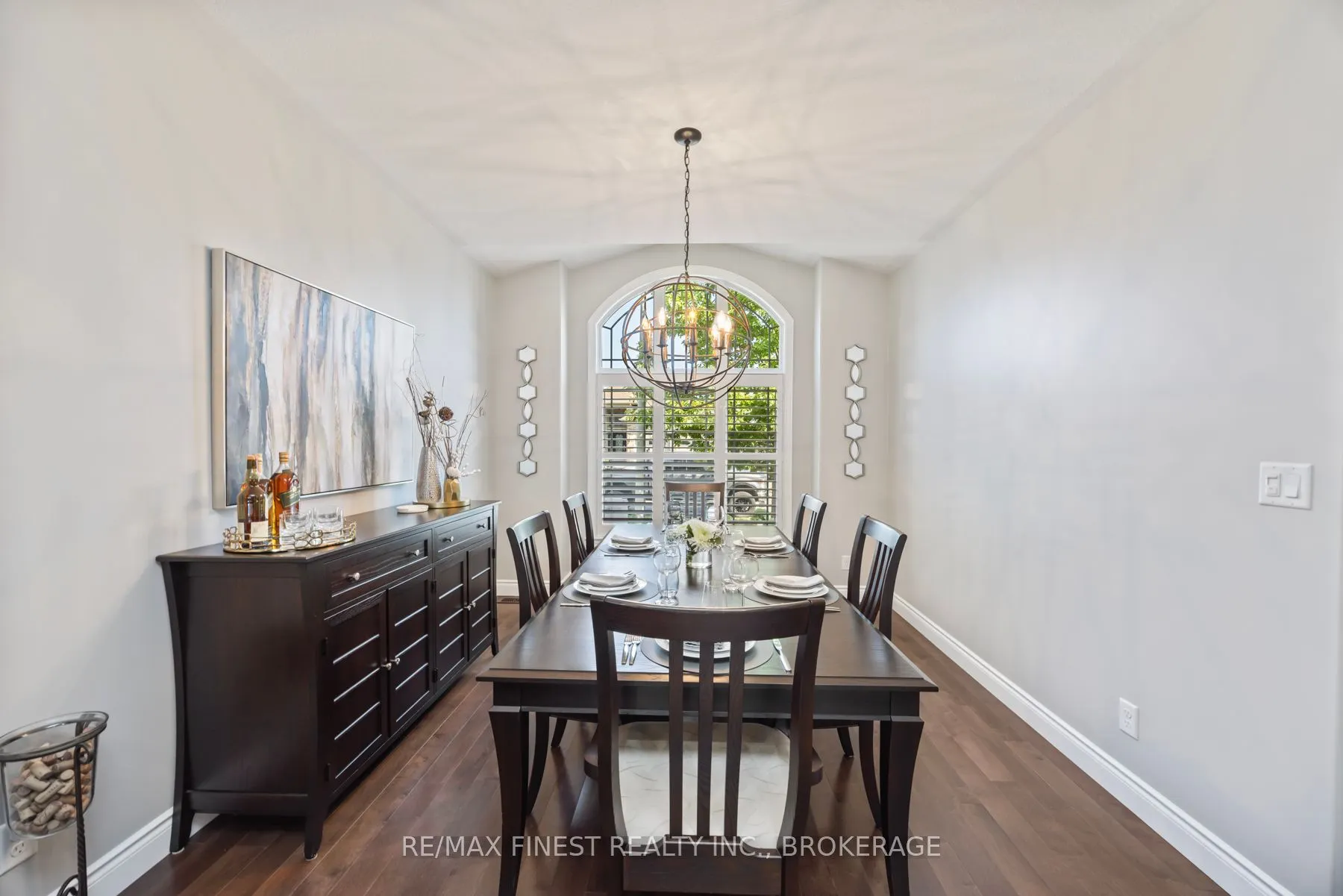 1231 Lisbon Place