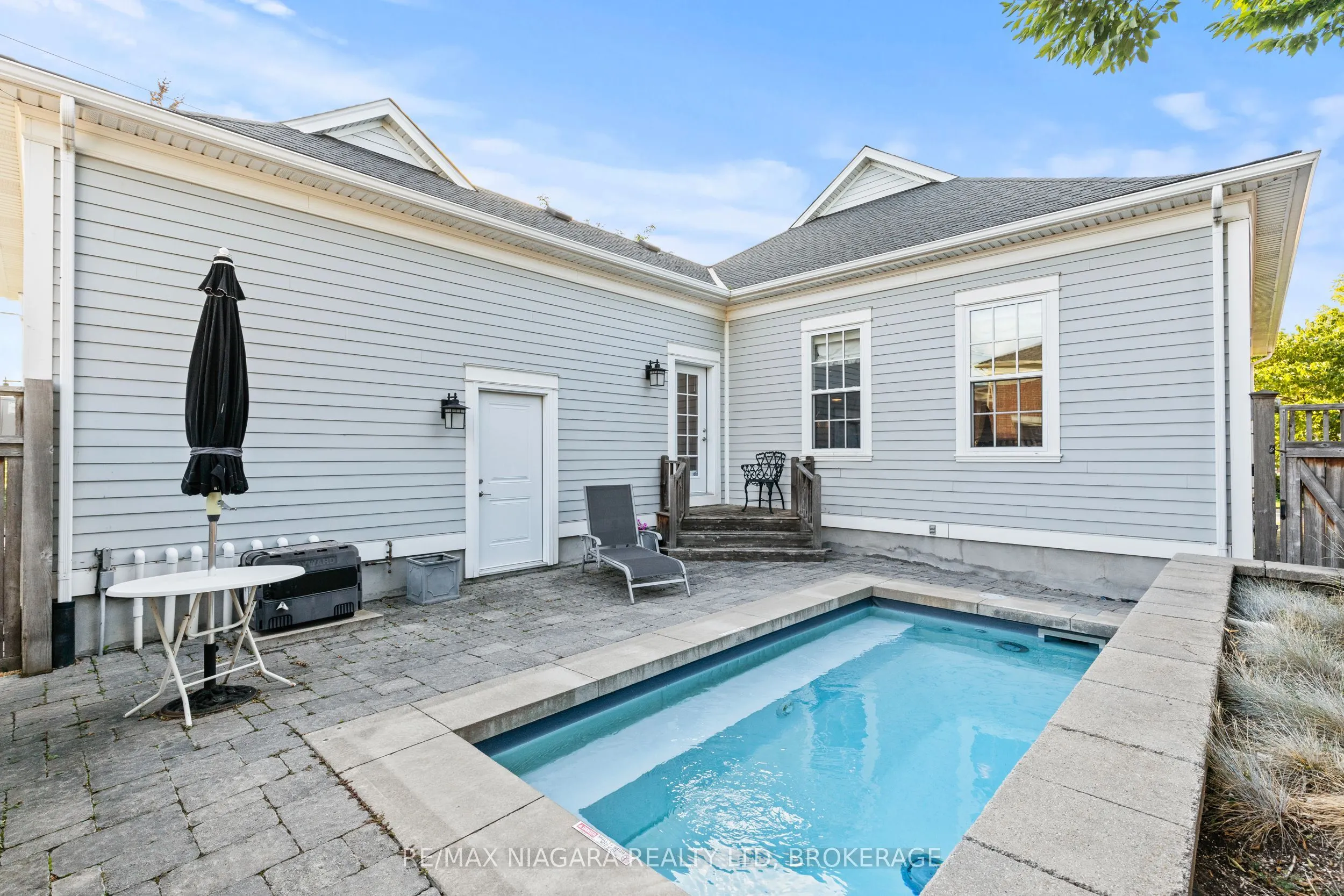 39 COLONEL COHOE Street