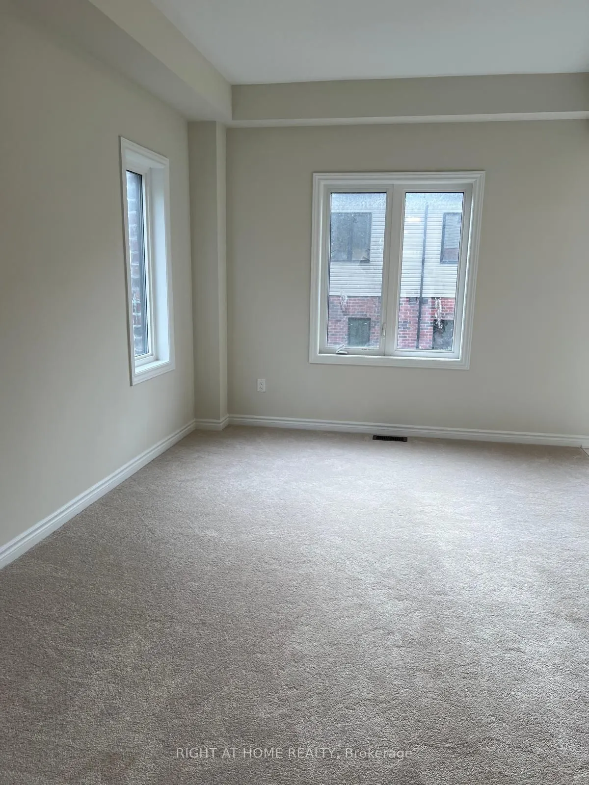 620 Colborne Street W, #60