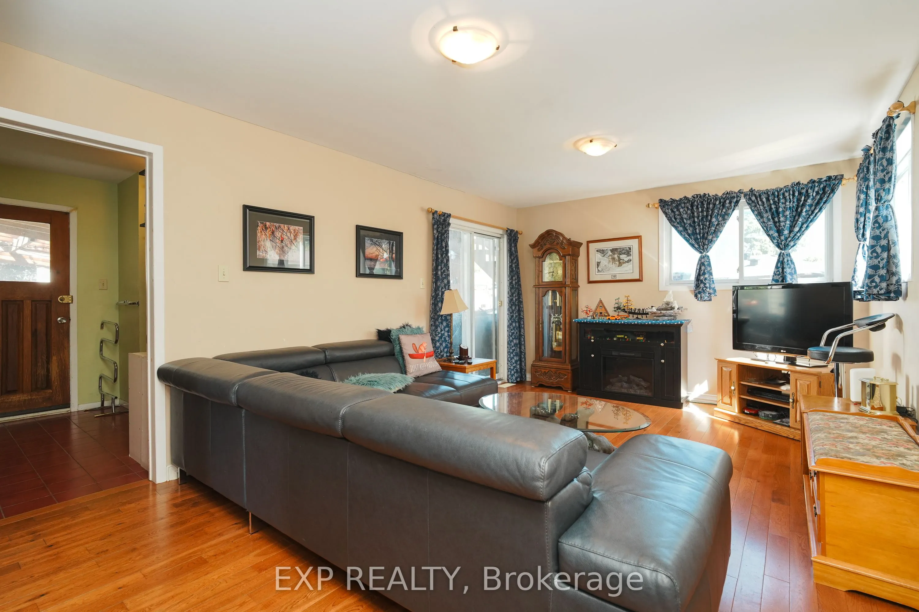 36 Keewatin Crescent