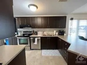 752 Lakeridge Drive, #752