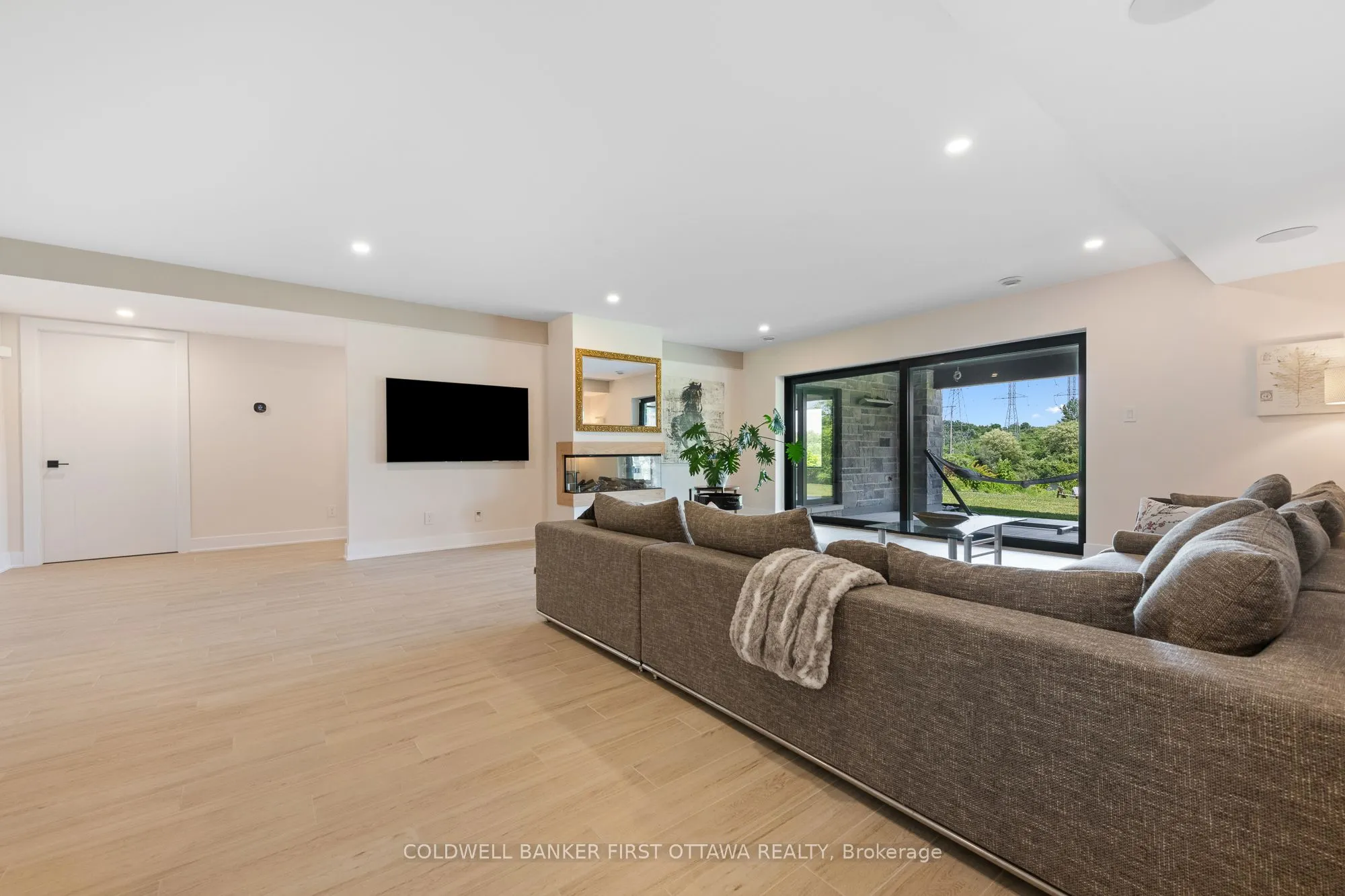 1981 Prince of Wales Drive