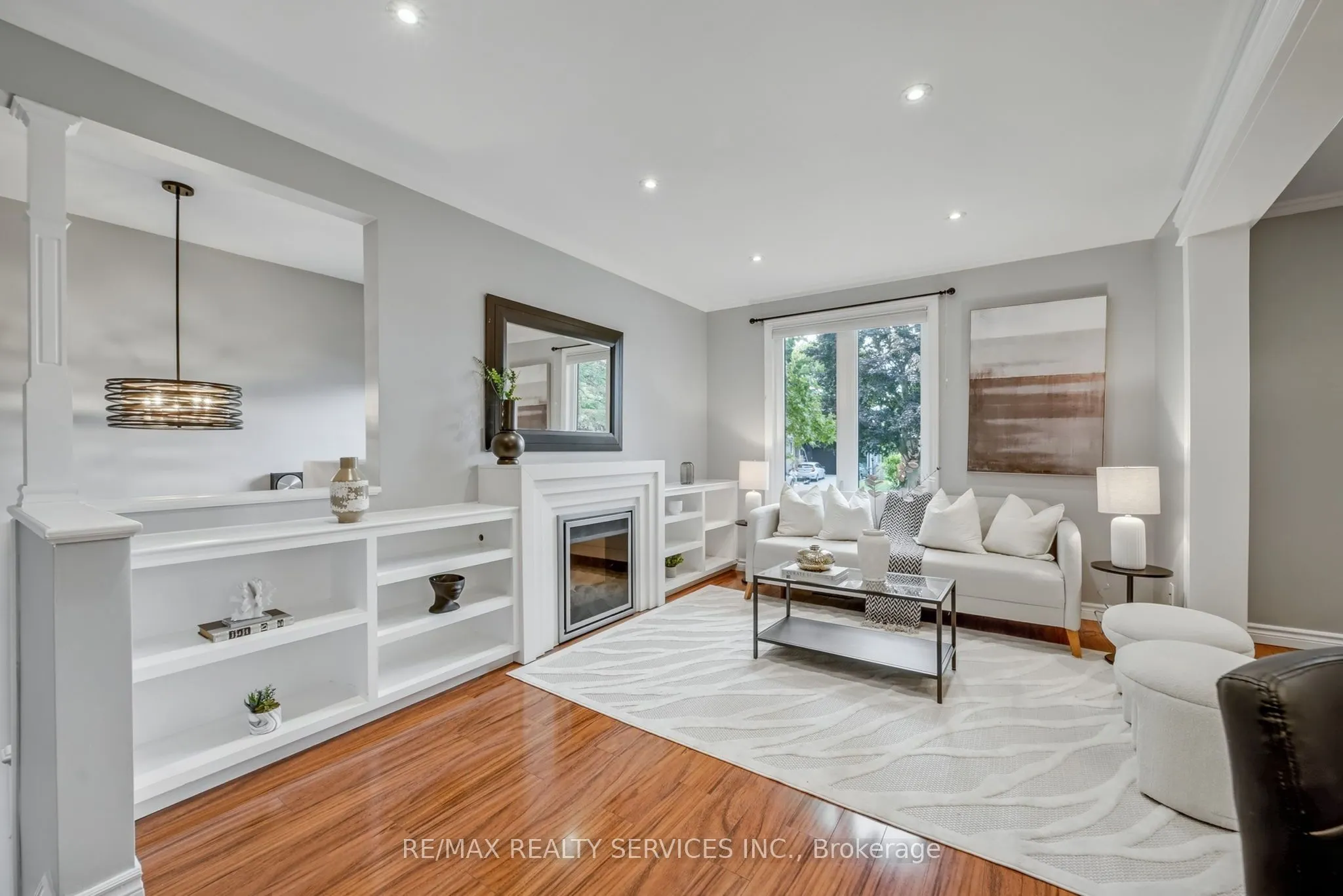 67 Westbury Crescent