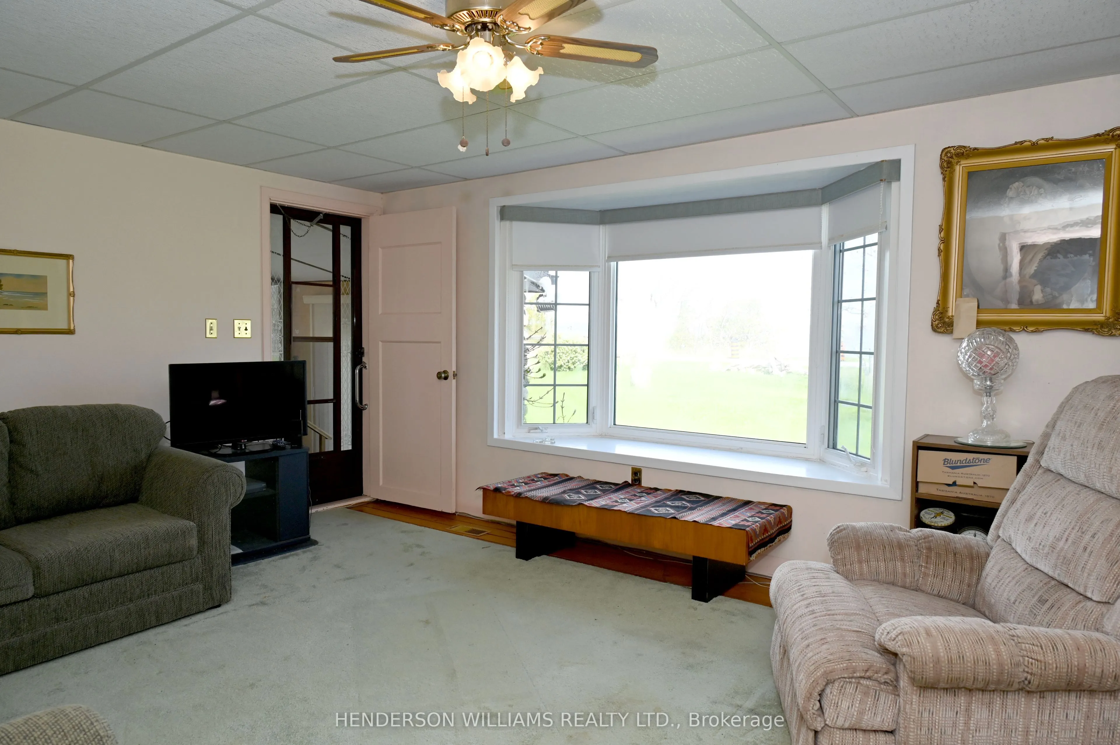 5036 Long Point Road E