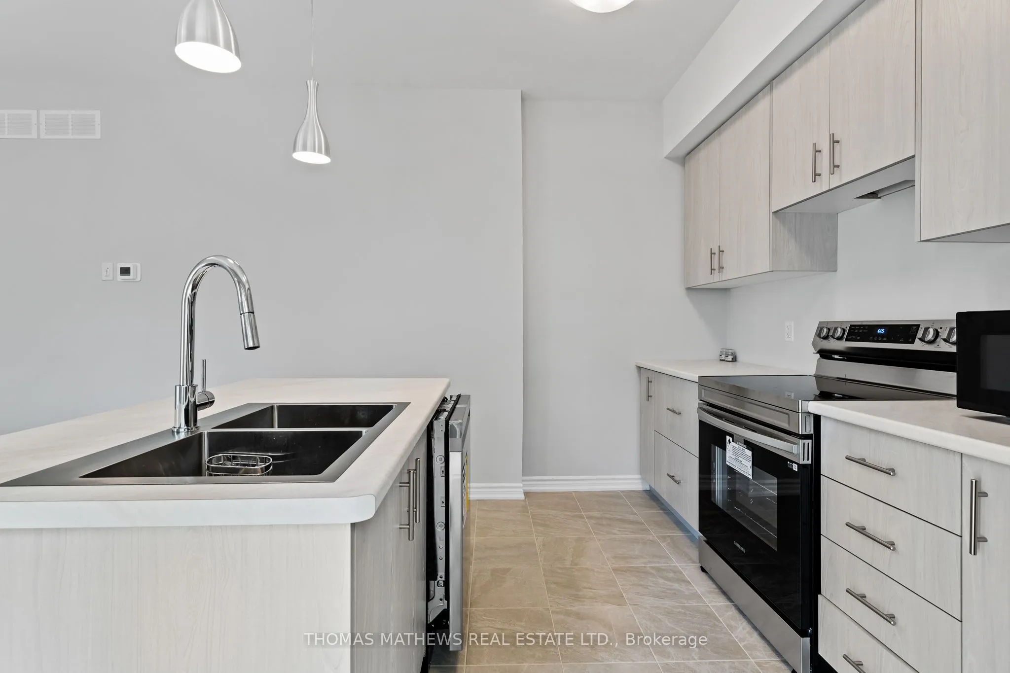 5672 Dorchester Road, #53