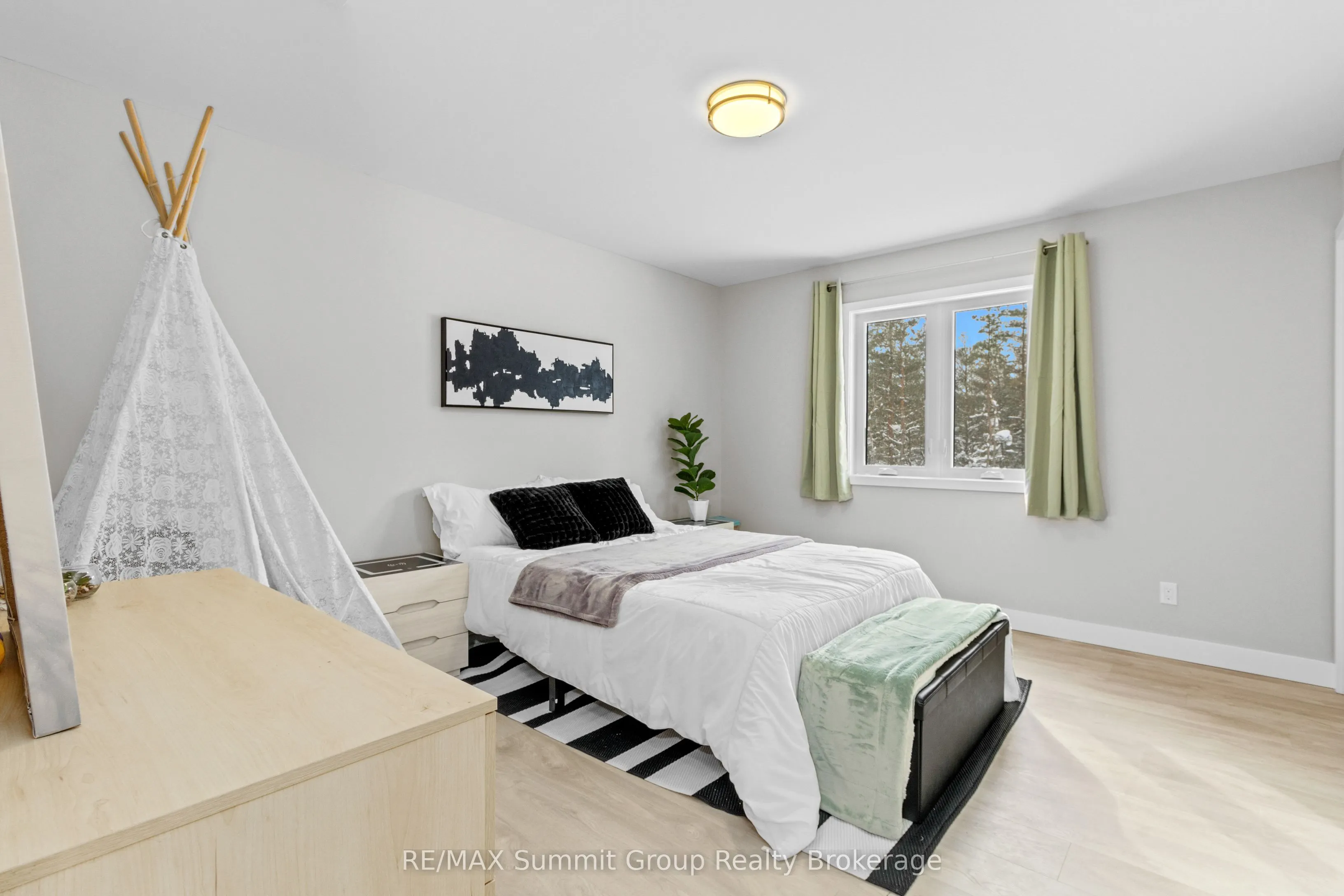 615690 Hamilton Lane