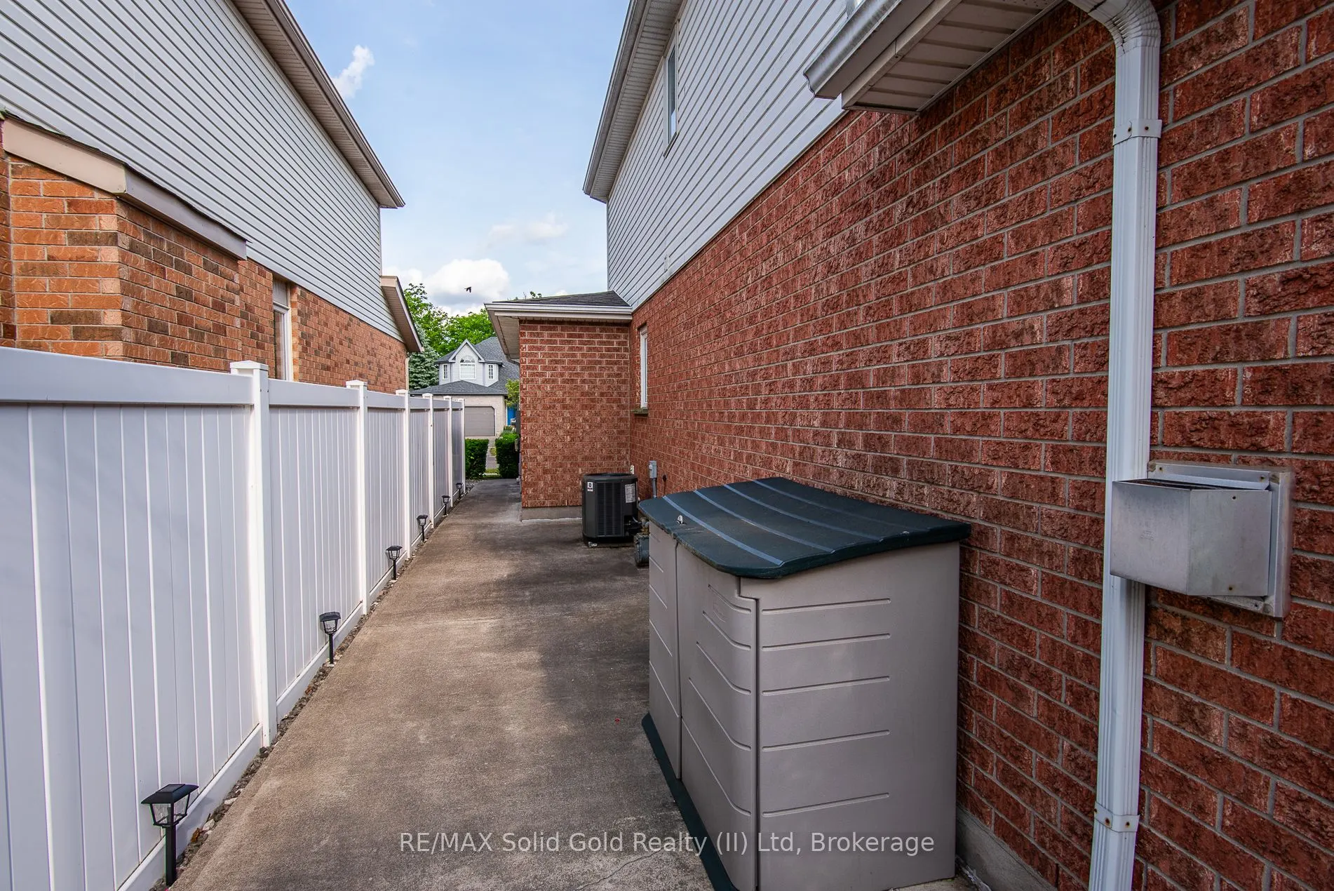 110 Deer Ridge Drive