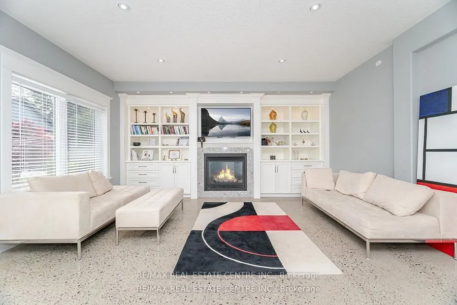 86 Canters Close