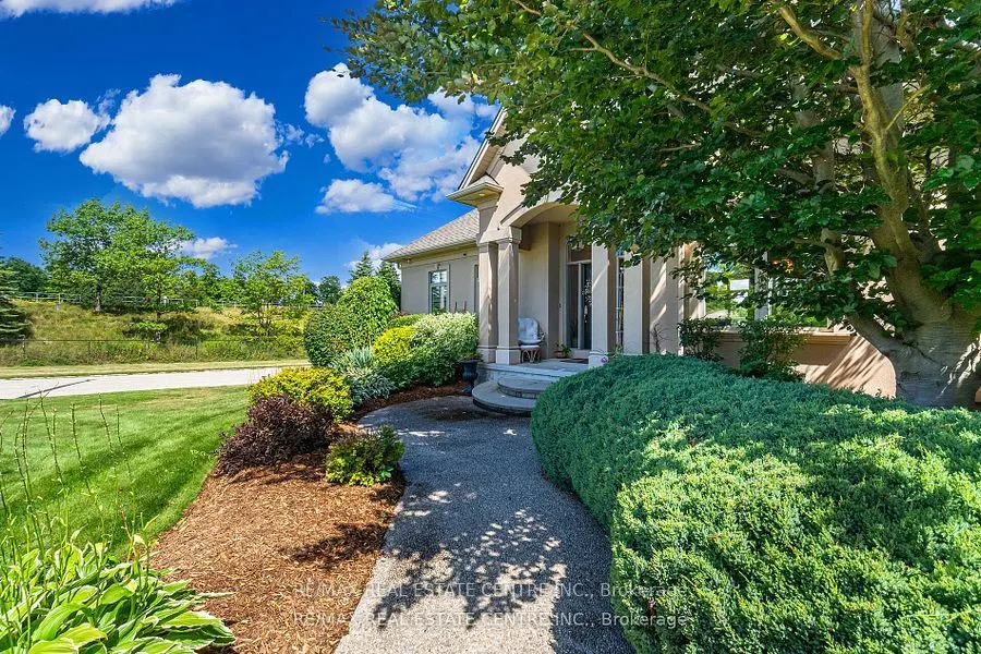 86 Canters Close