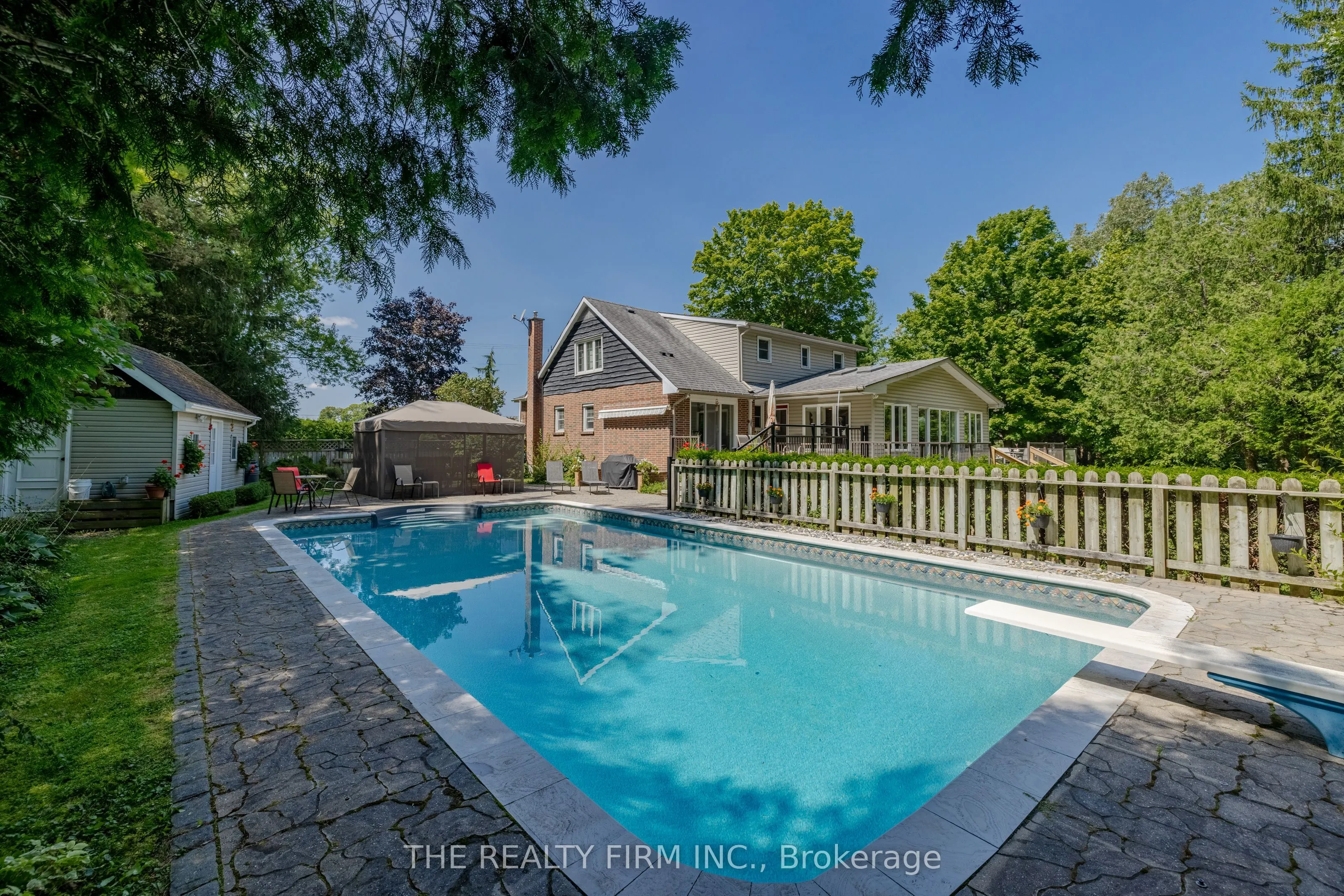 2294 Harris Road