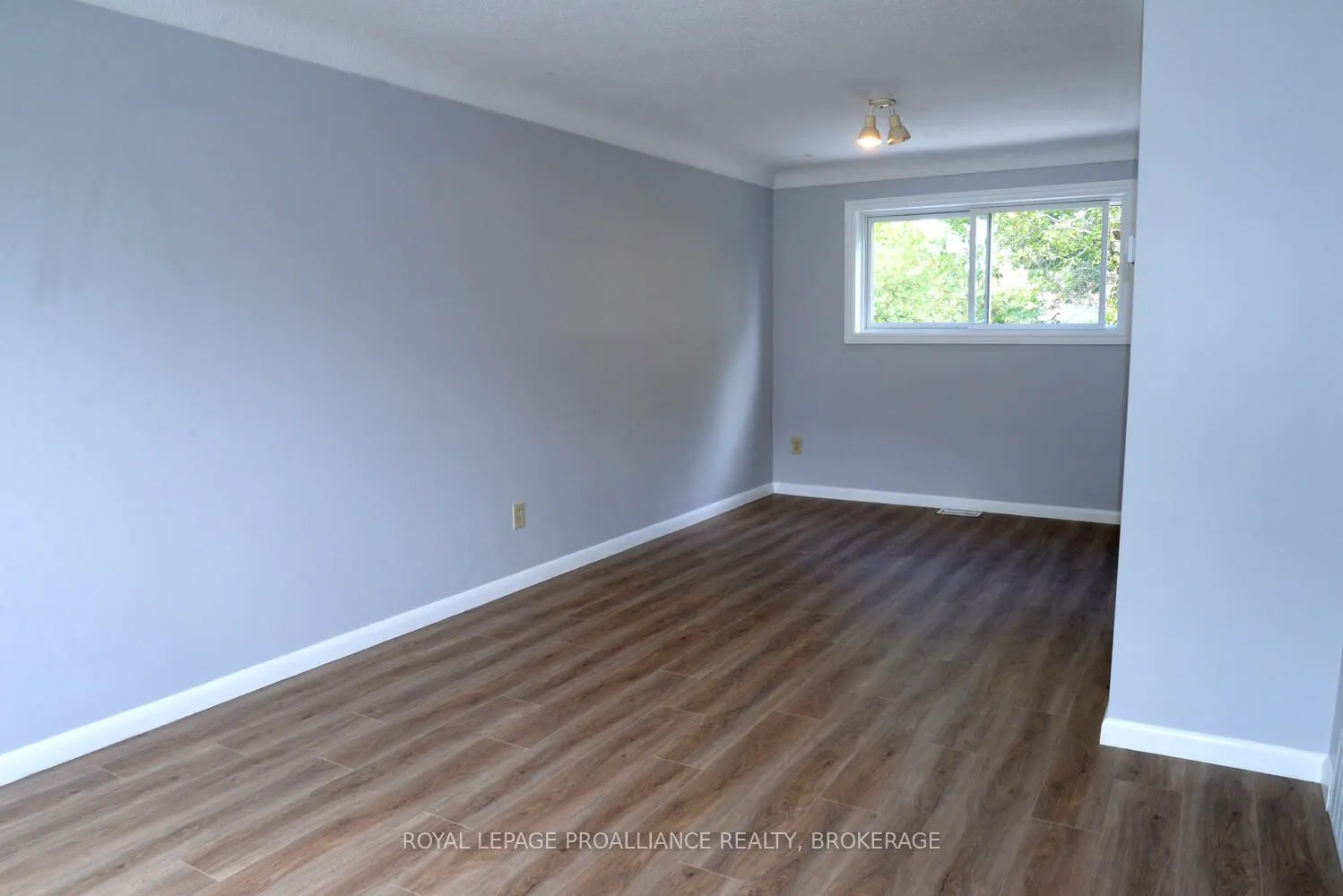 322 Meadowcrest Road