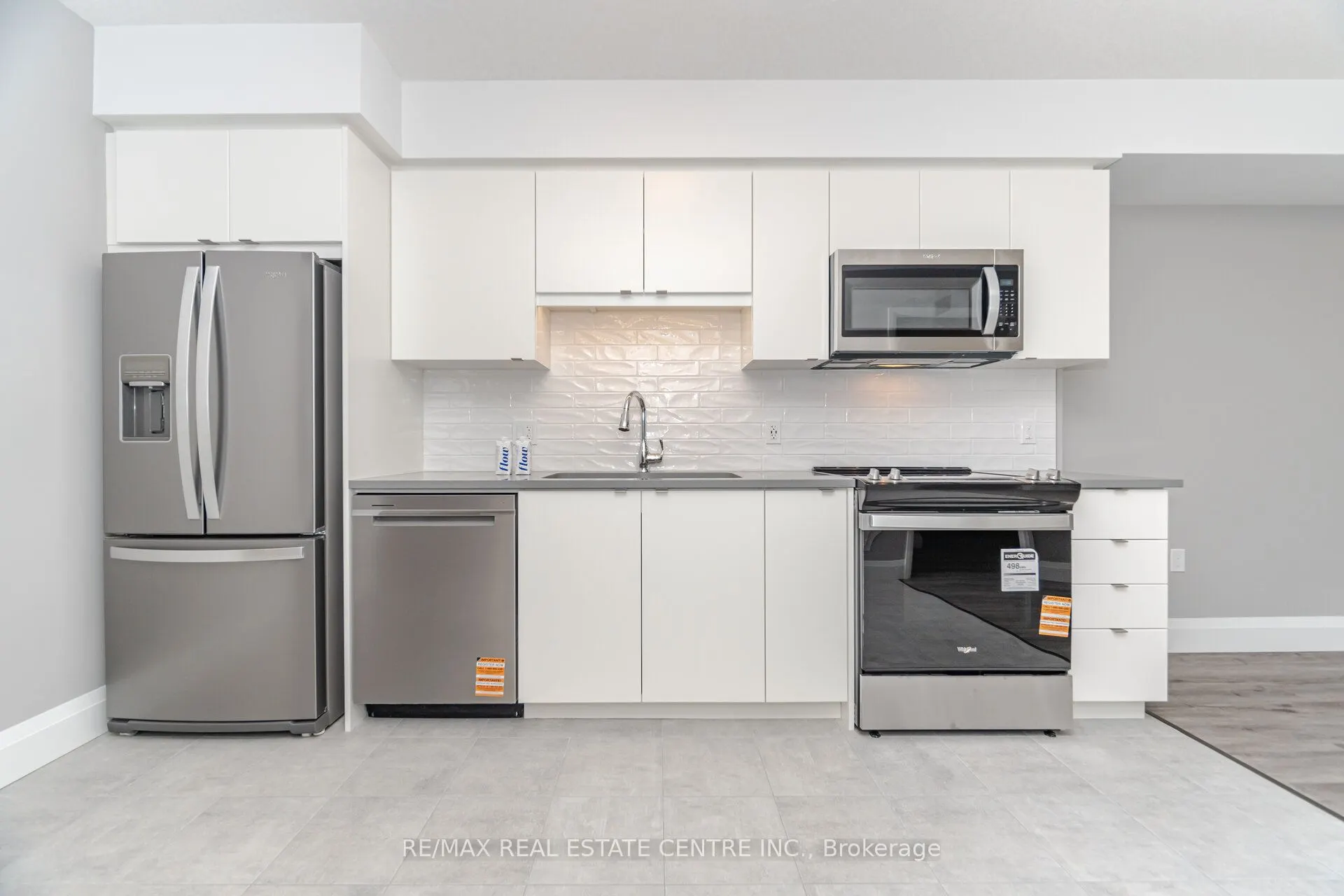 93 Arthur Street South S, #1002