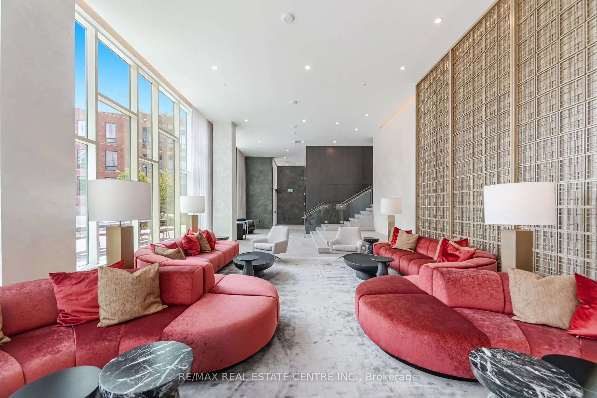 93 Arthur Street South S, #1002