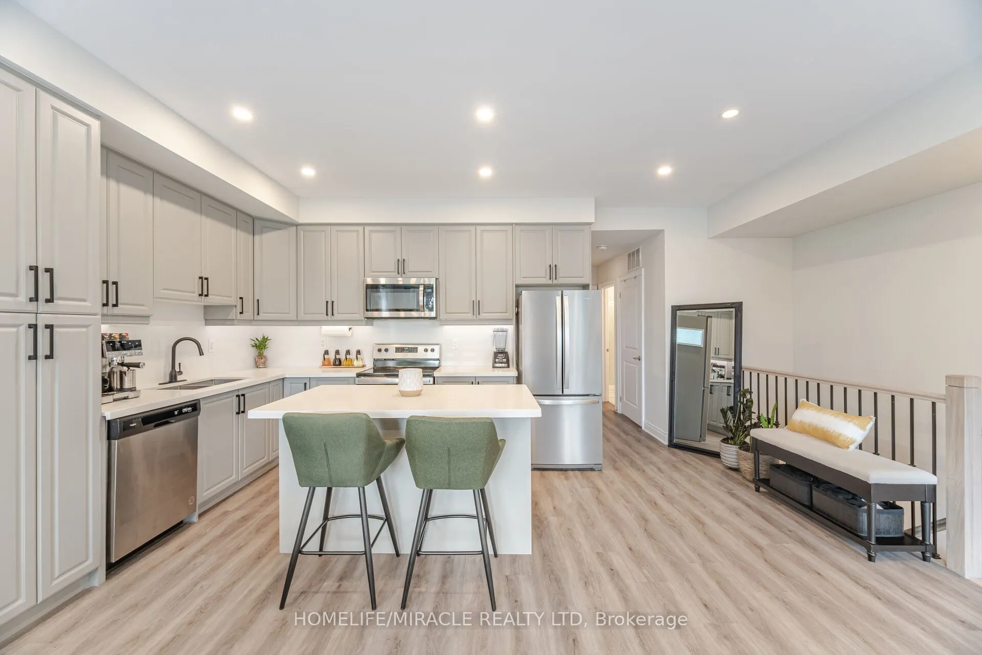 721 Franklin Boulevard, #305