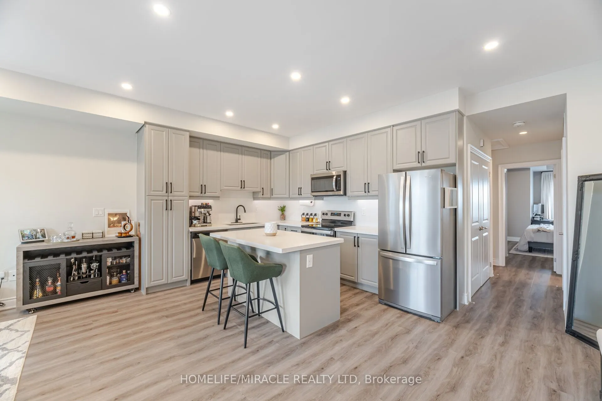 721 Franklin Boulevard, #305