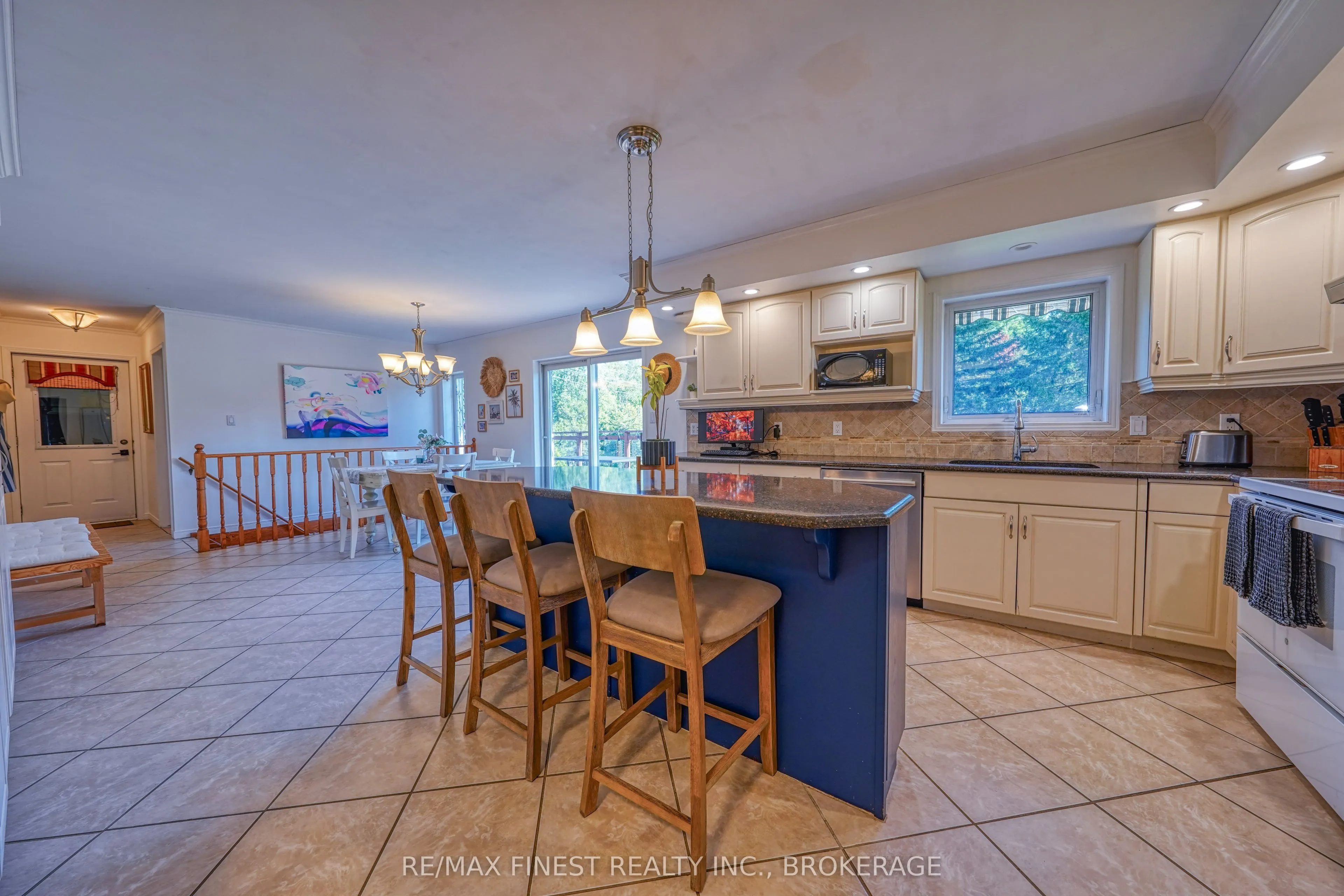 112 Reynolds Road