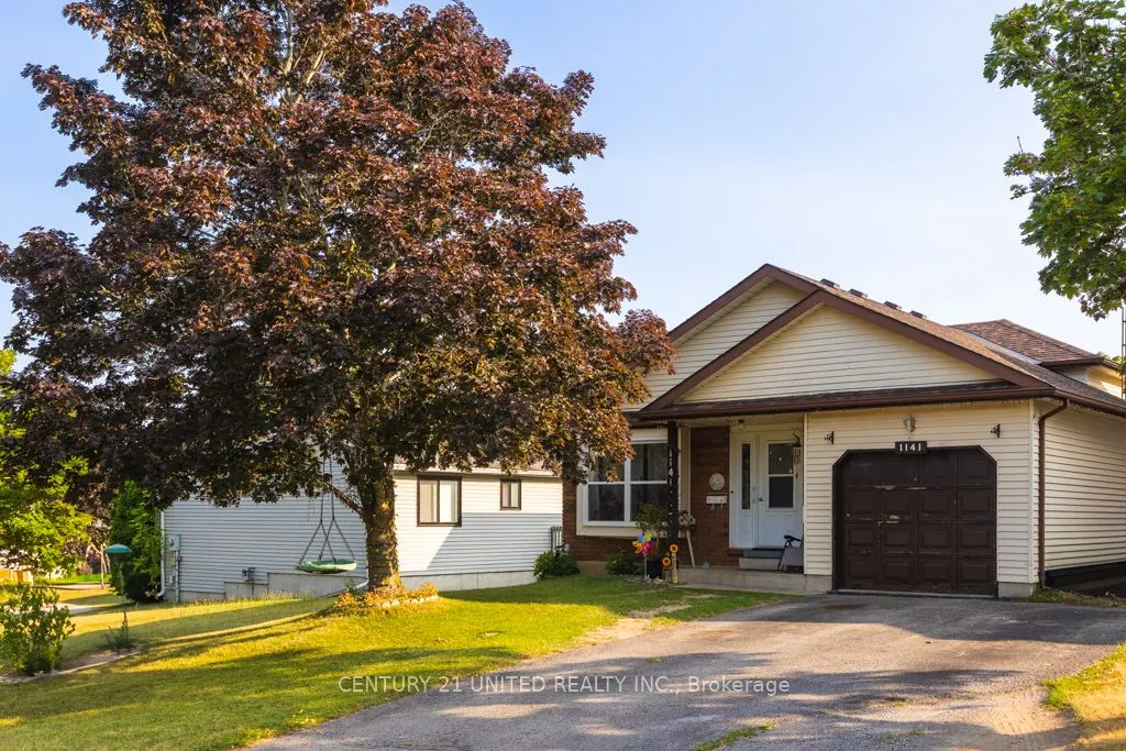 1141 Huntington Circle