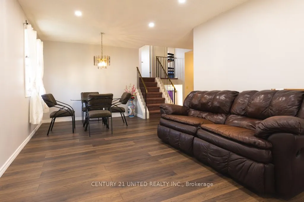 1141 Huntington Circle