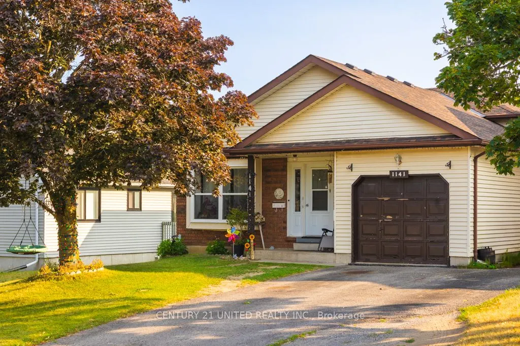 1141 Huntington Circle