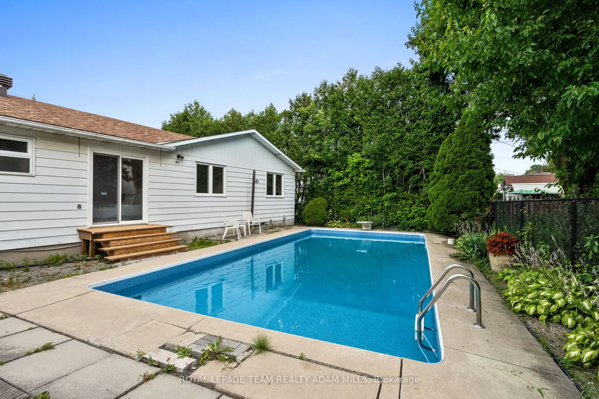 968 Walkley Road