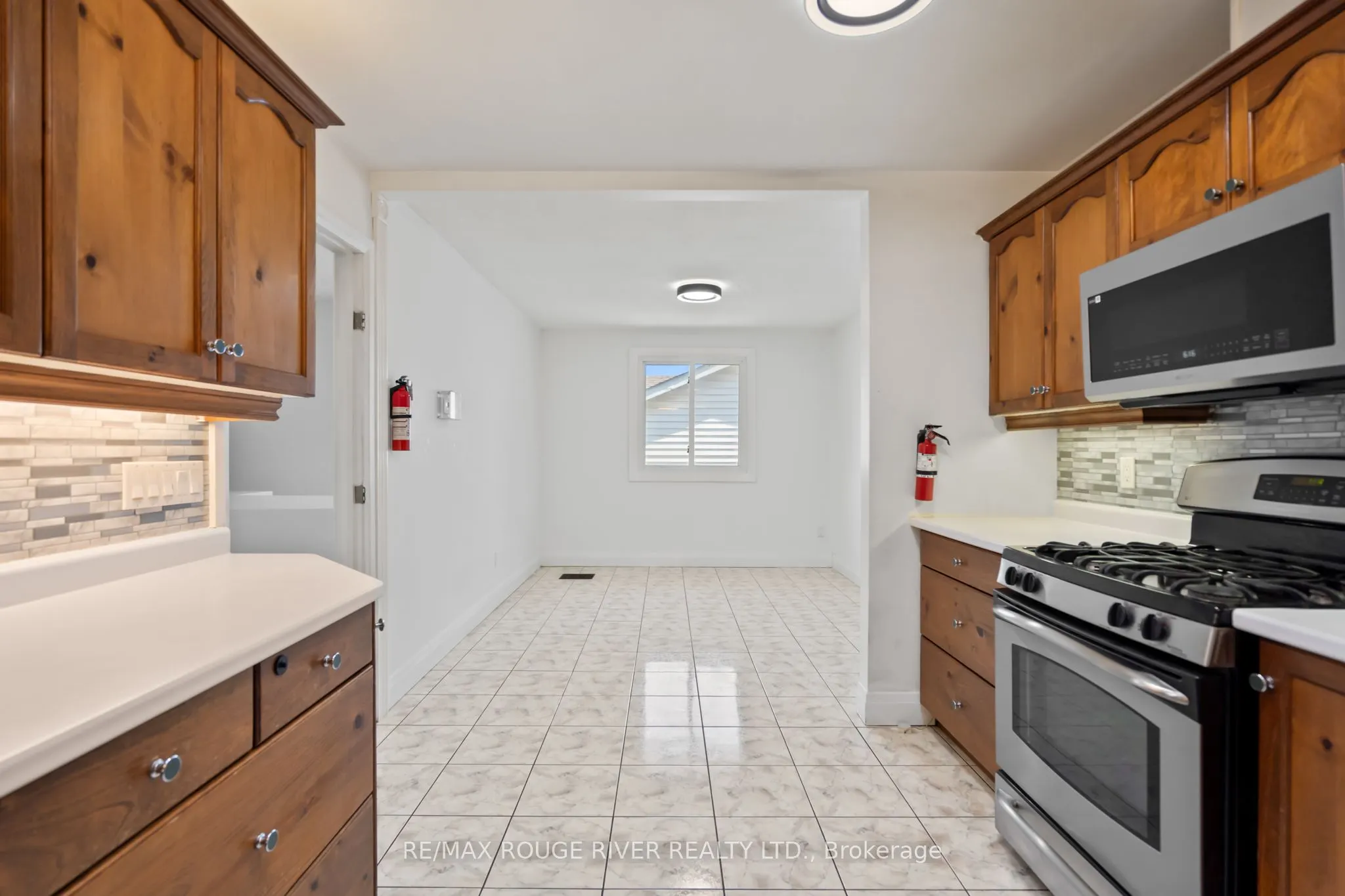 599 Otonabee Drive, #Main