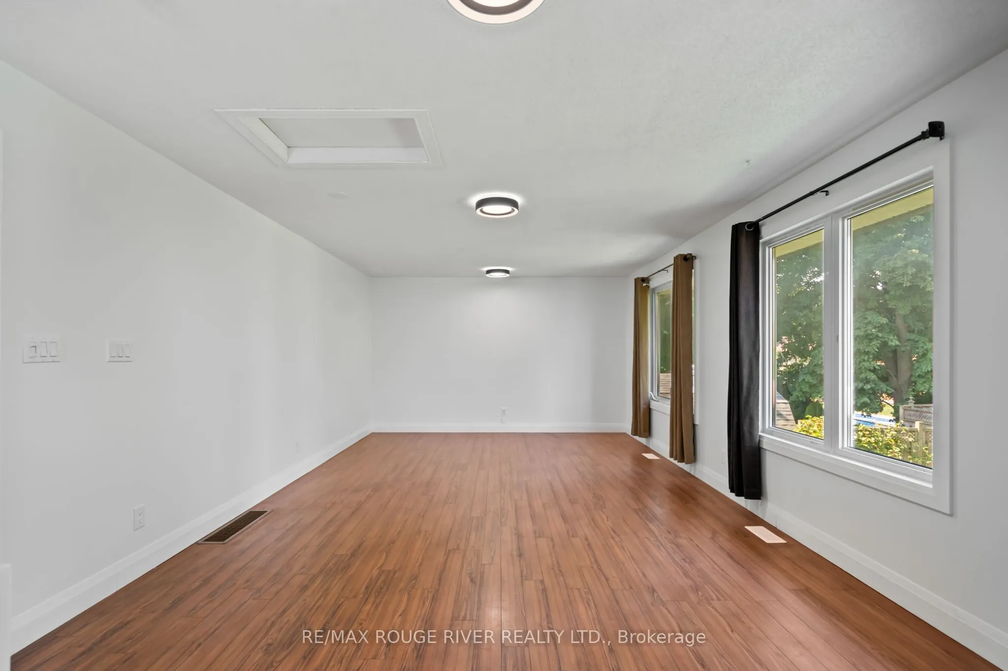 599 Otonabee Drive, #Main