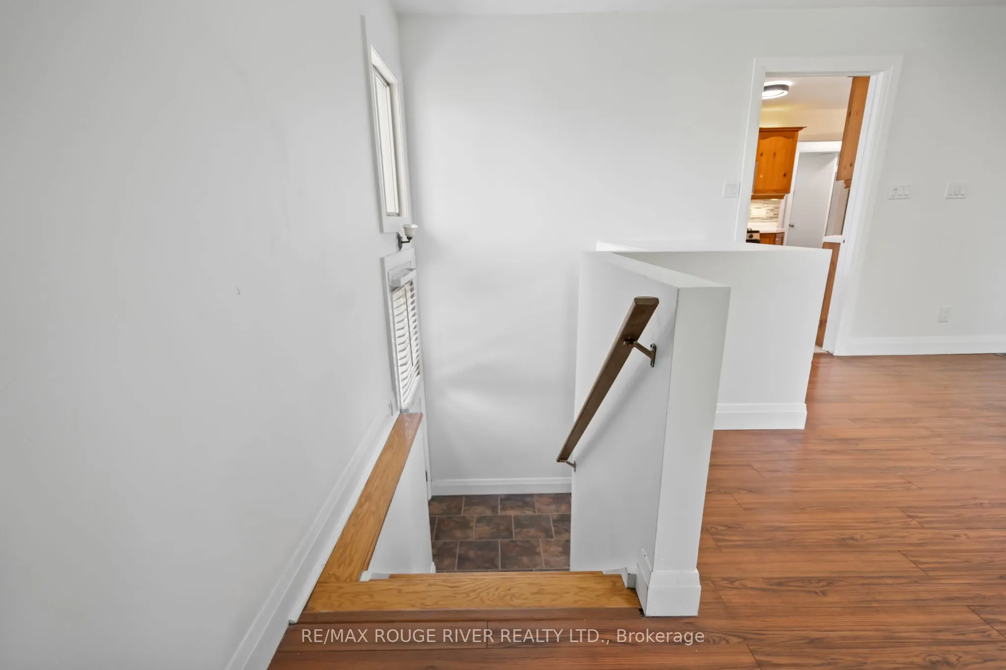 599 Otonabee Drive, #Main