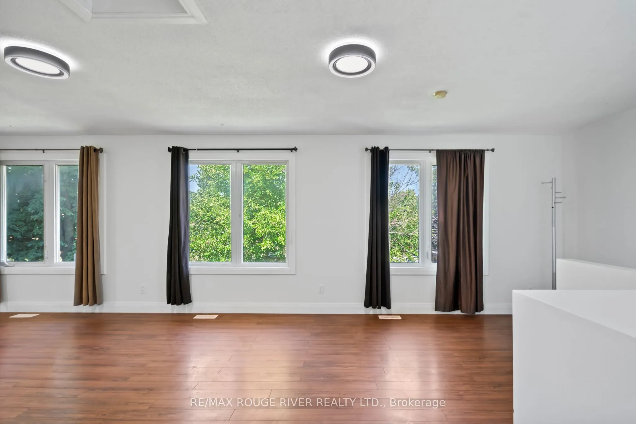 599 Otonabee Drive, #Main