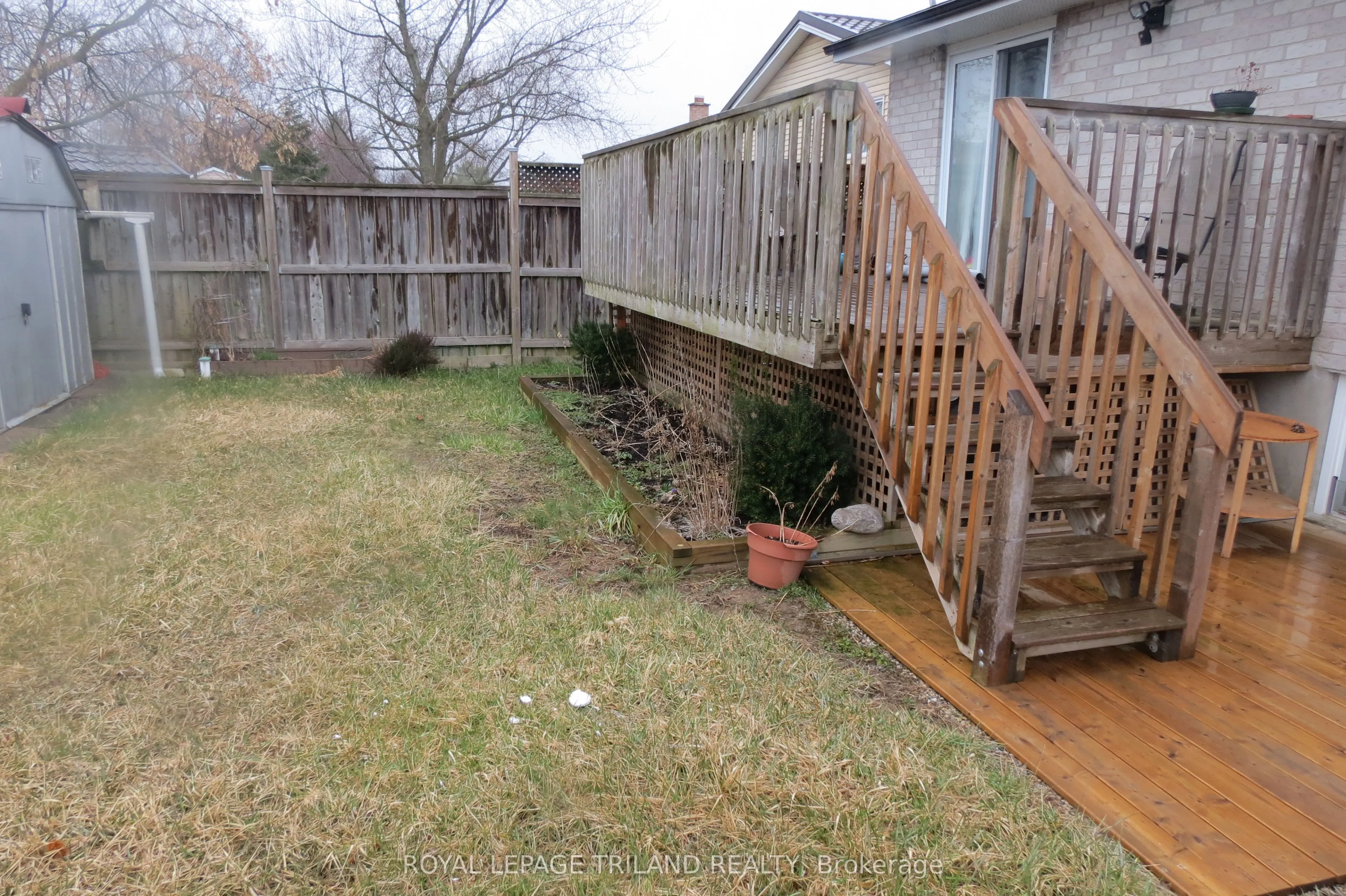 76 Ardsley Road, #Lower