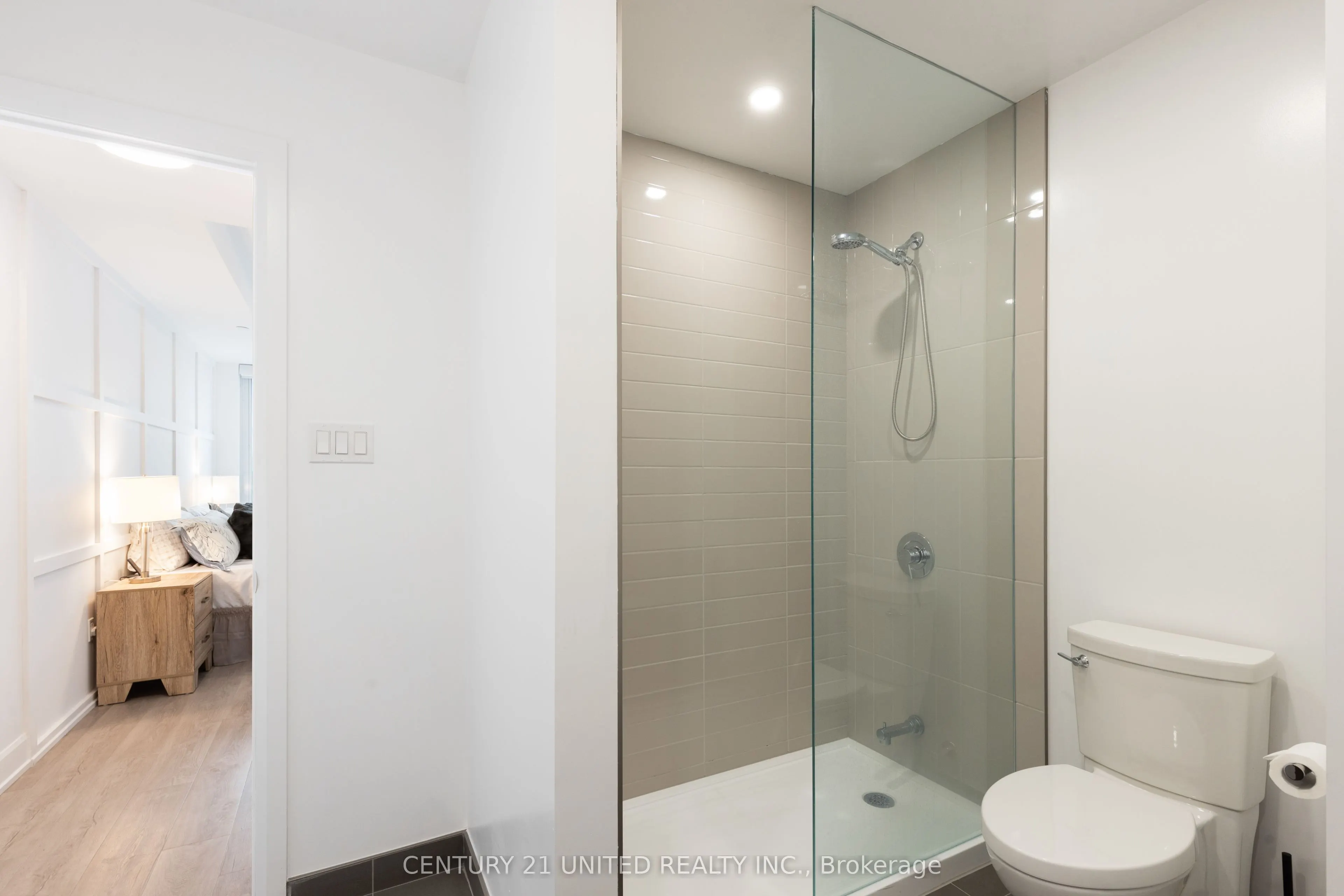 195 Hunter Street E, #705