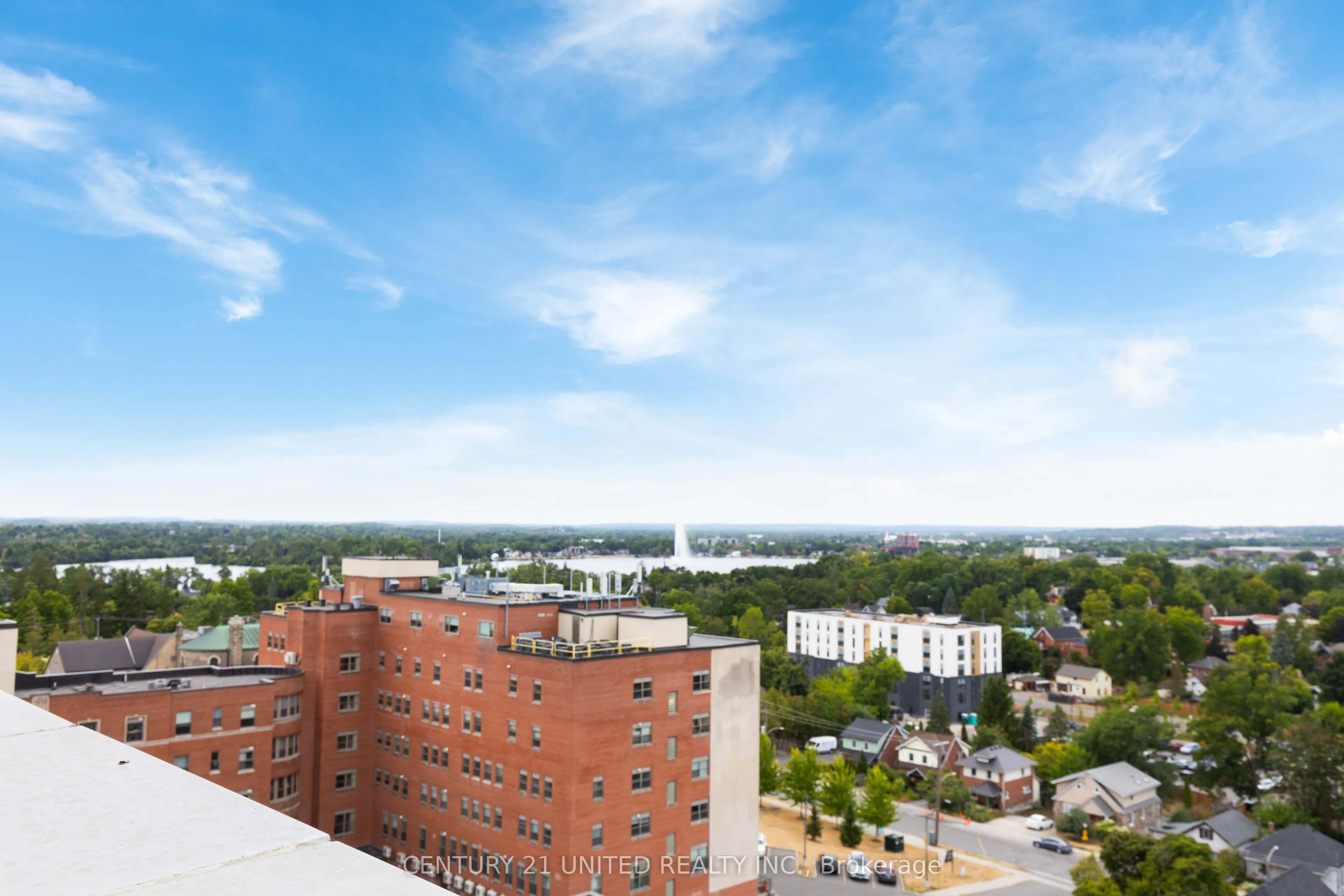 195 Hunter Street E, #705