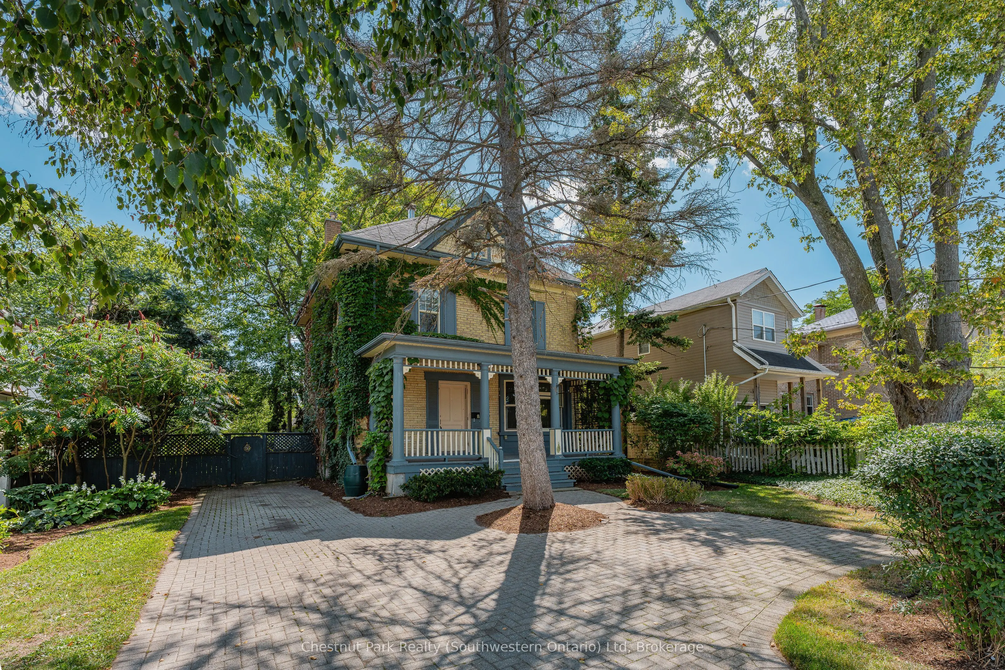 95 Snyders Road W