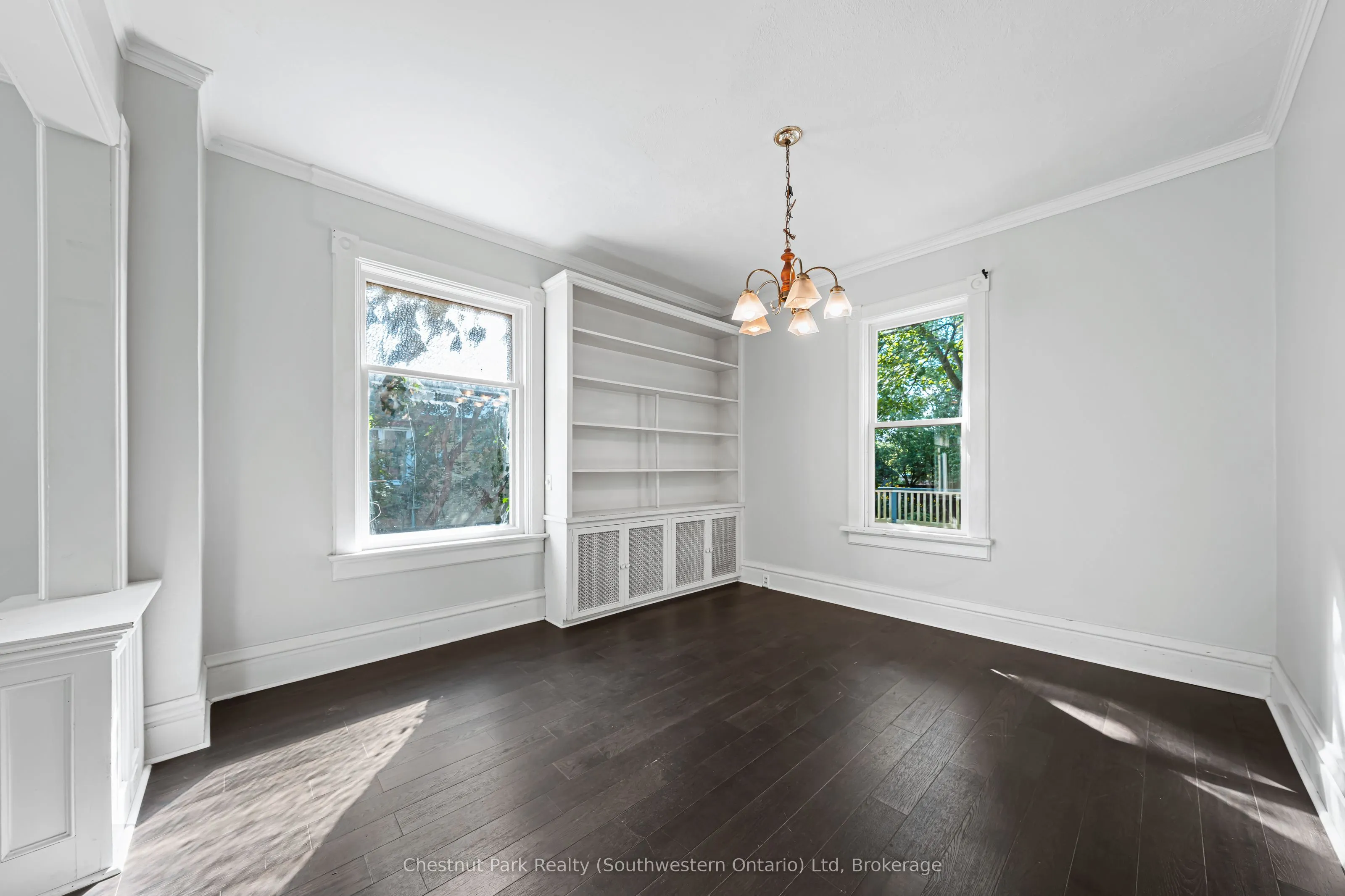 95 Snyders Road W