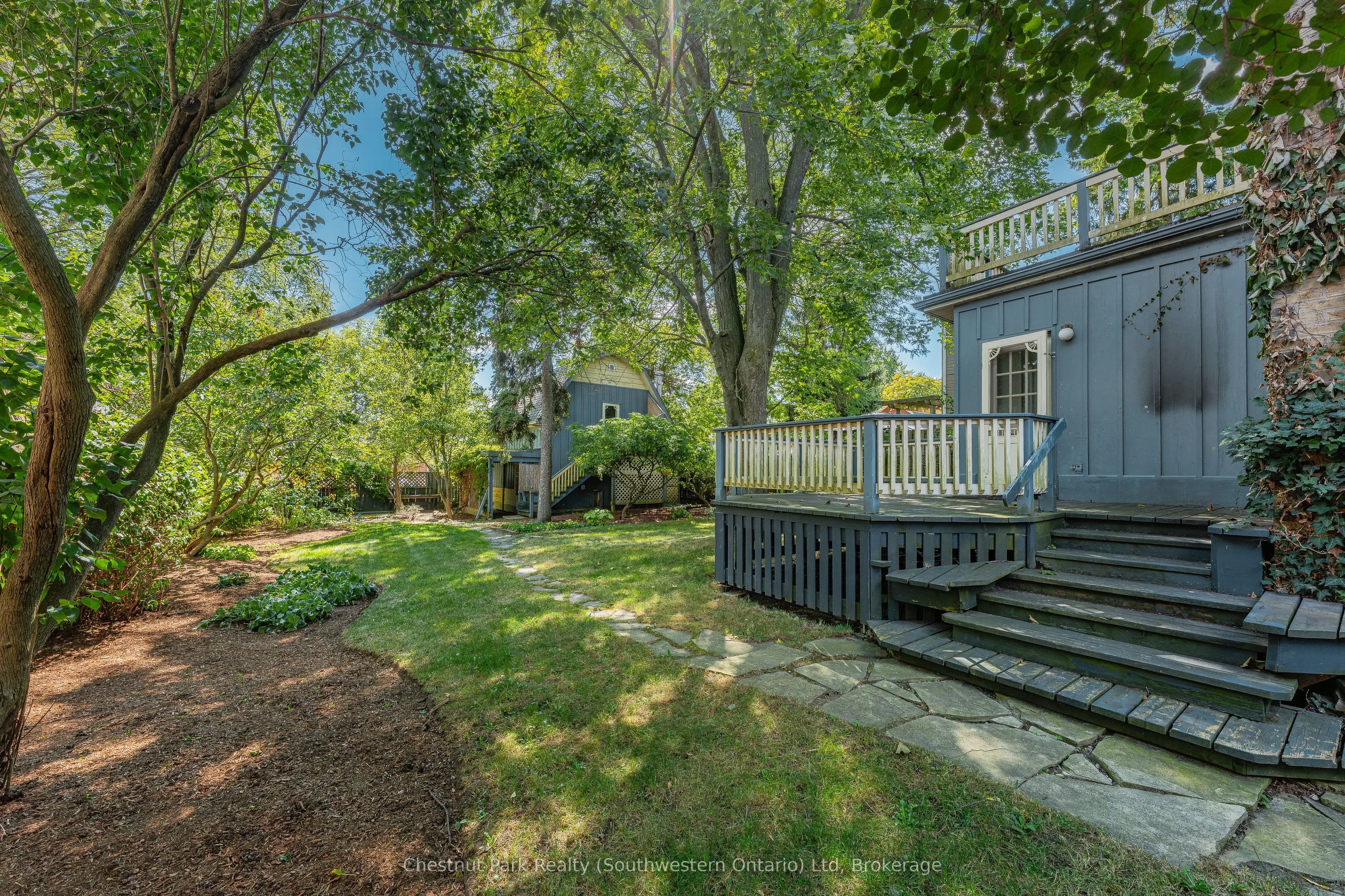 95 Snyders Road W