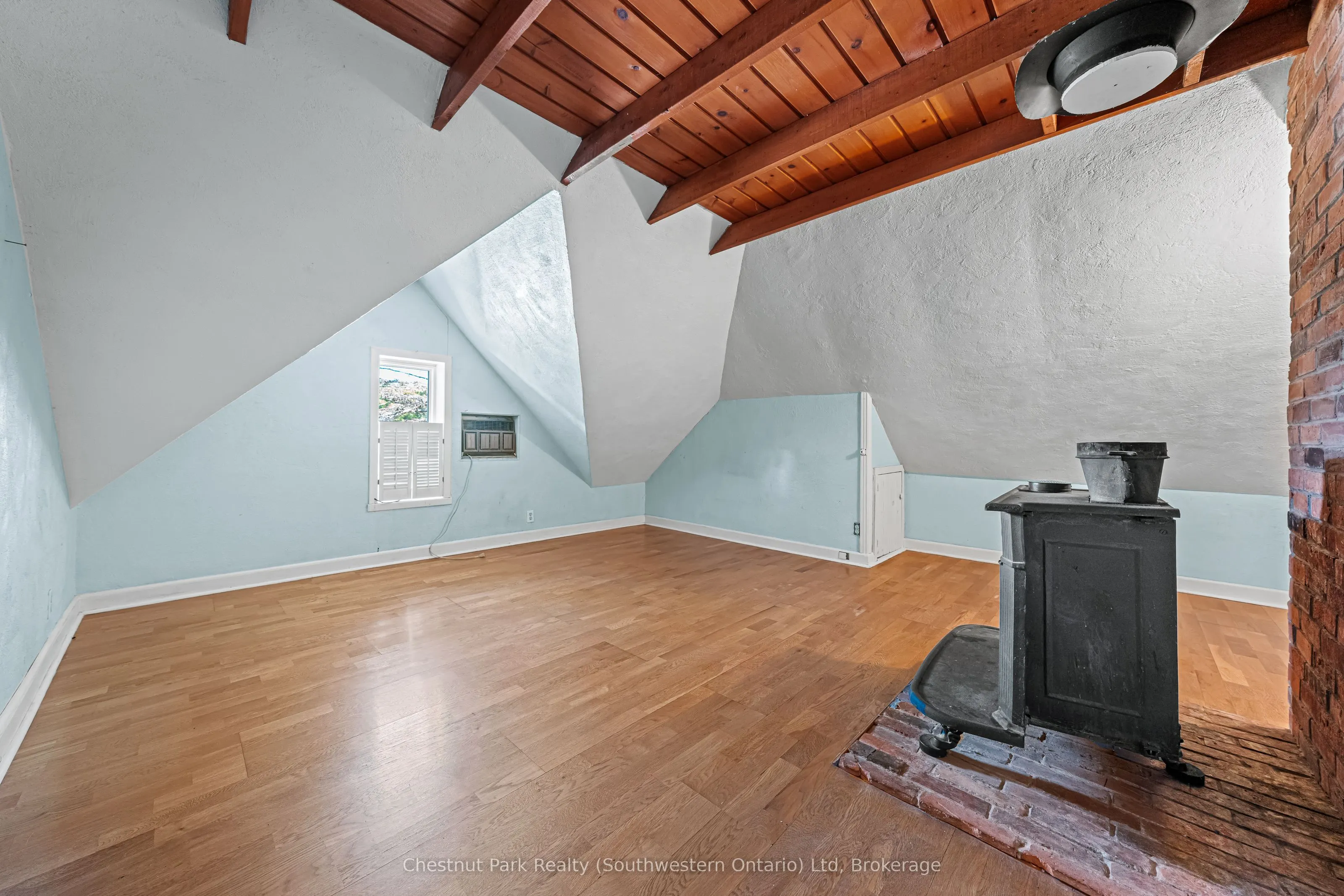 95 Snyders Road W