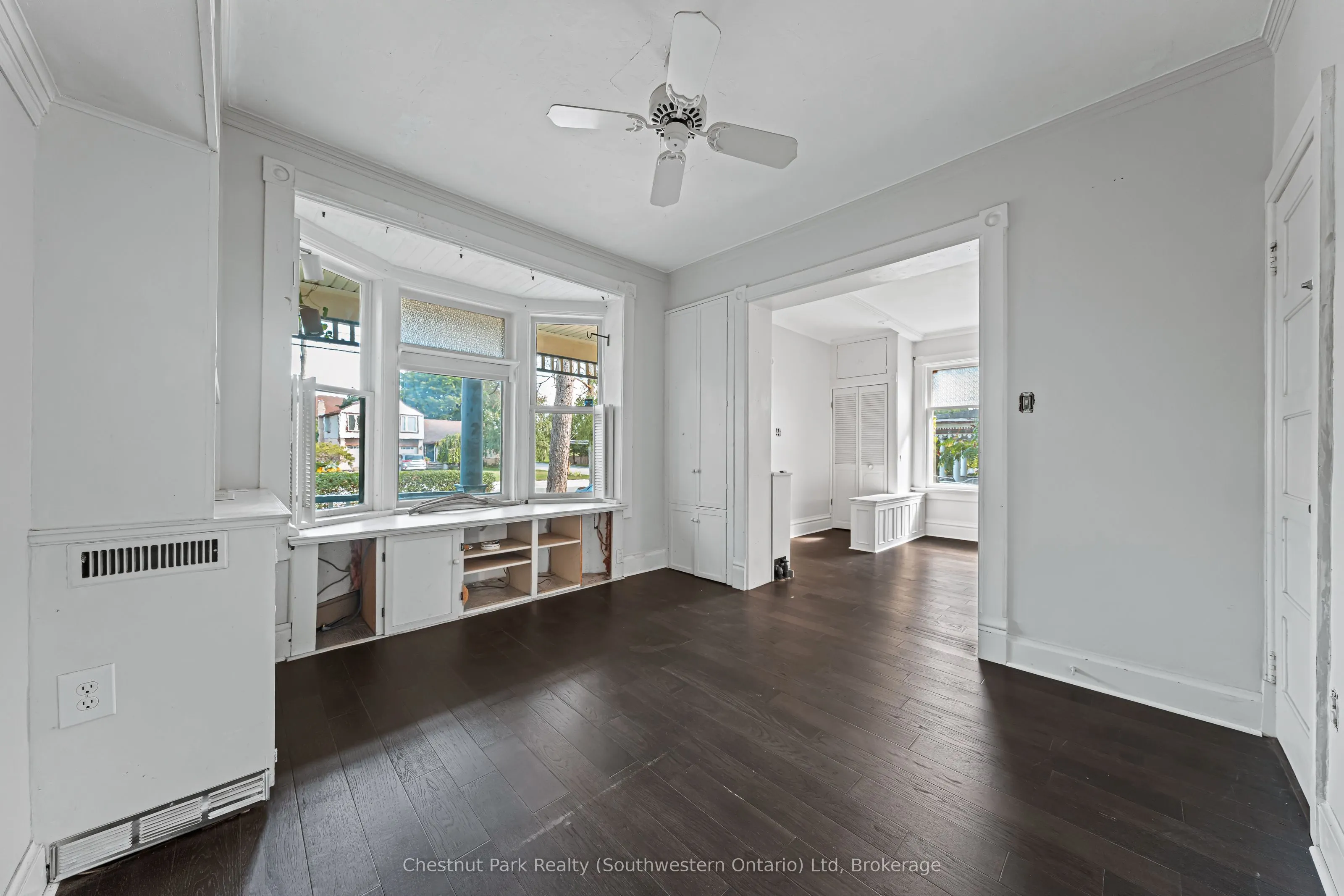 95 Snyders Road W