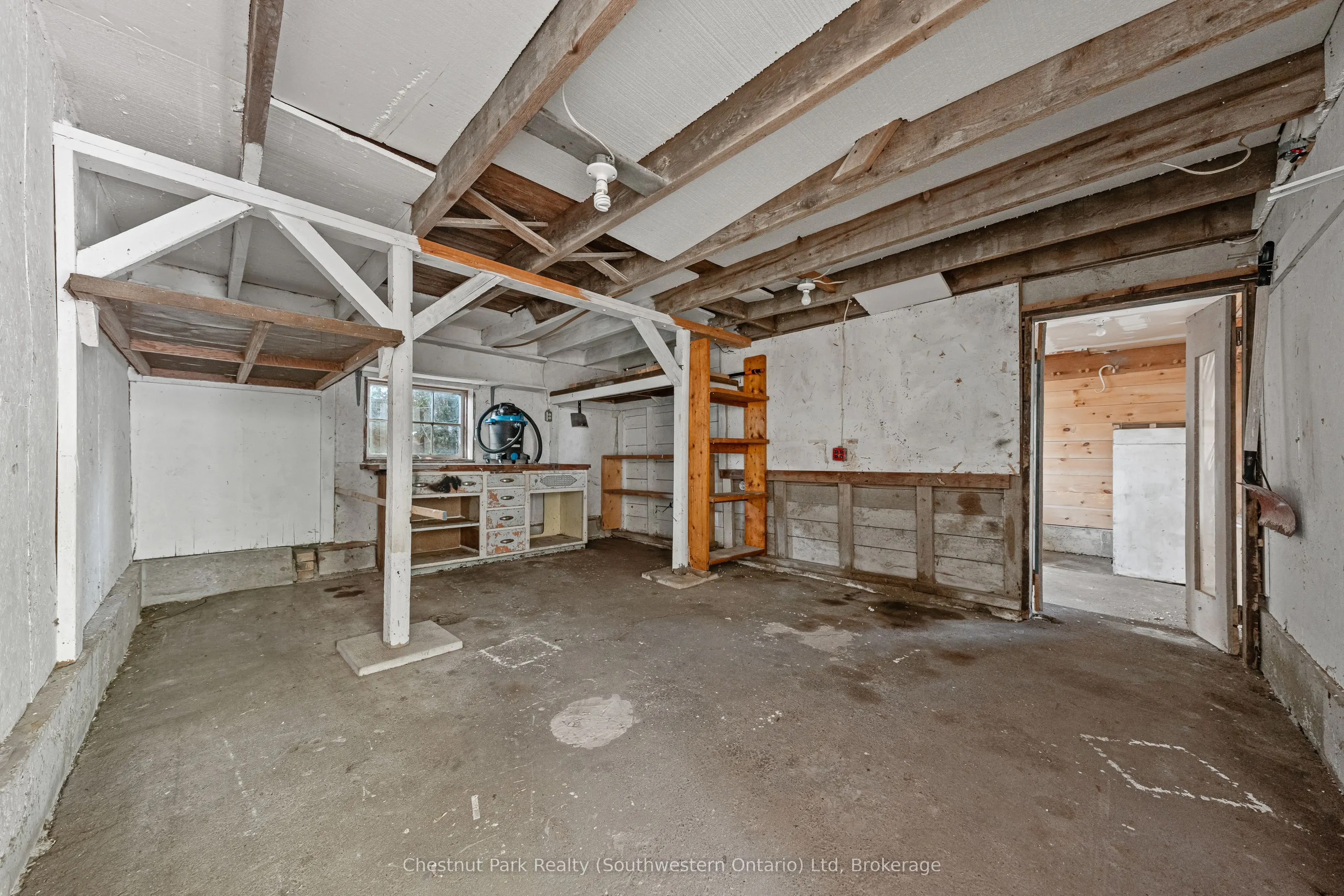 95 Snyders Road W