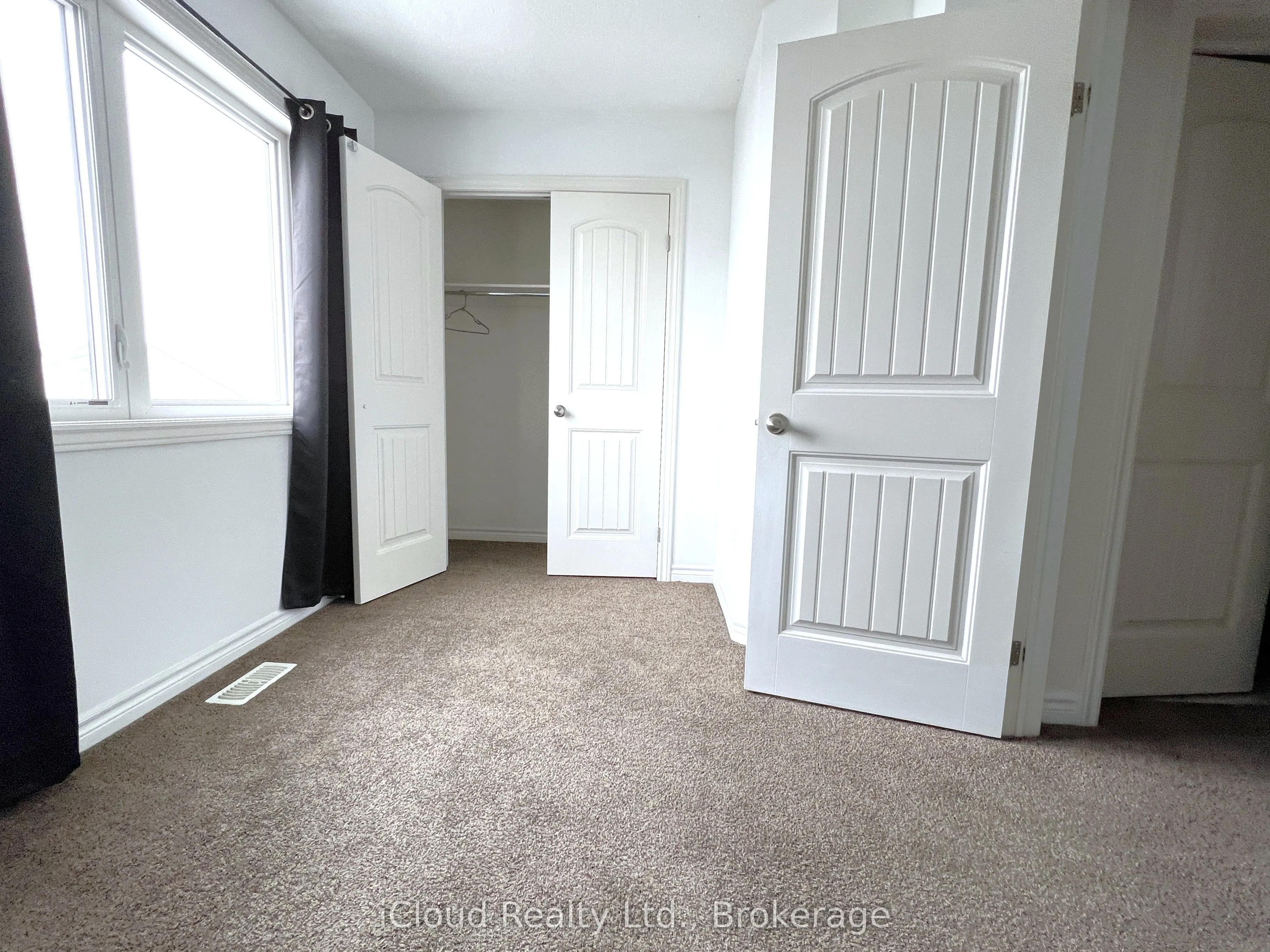 12 Poplar Drive, #18