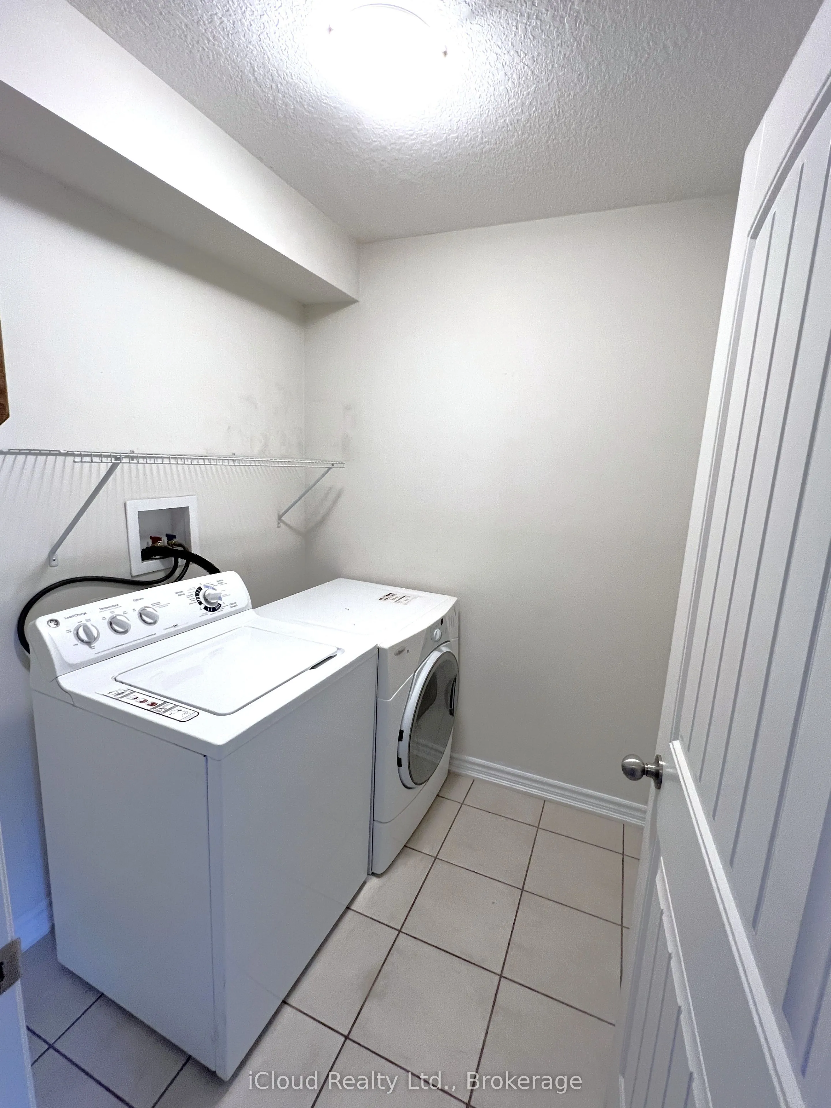 12 Poplar Drive, #18