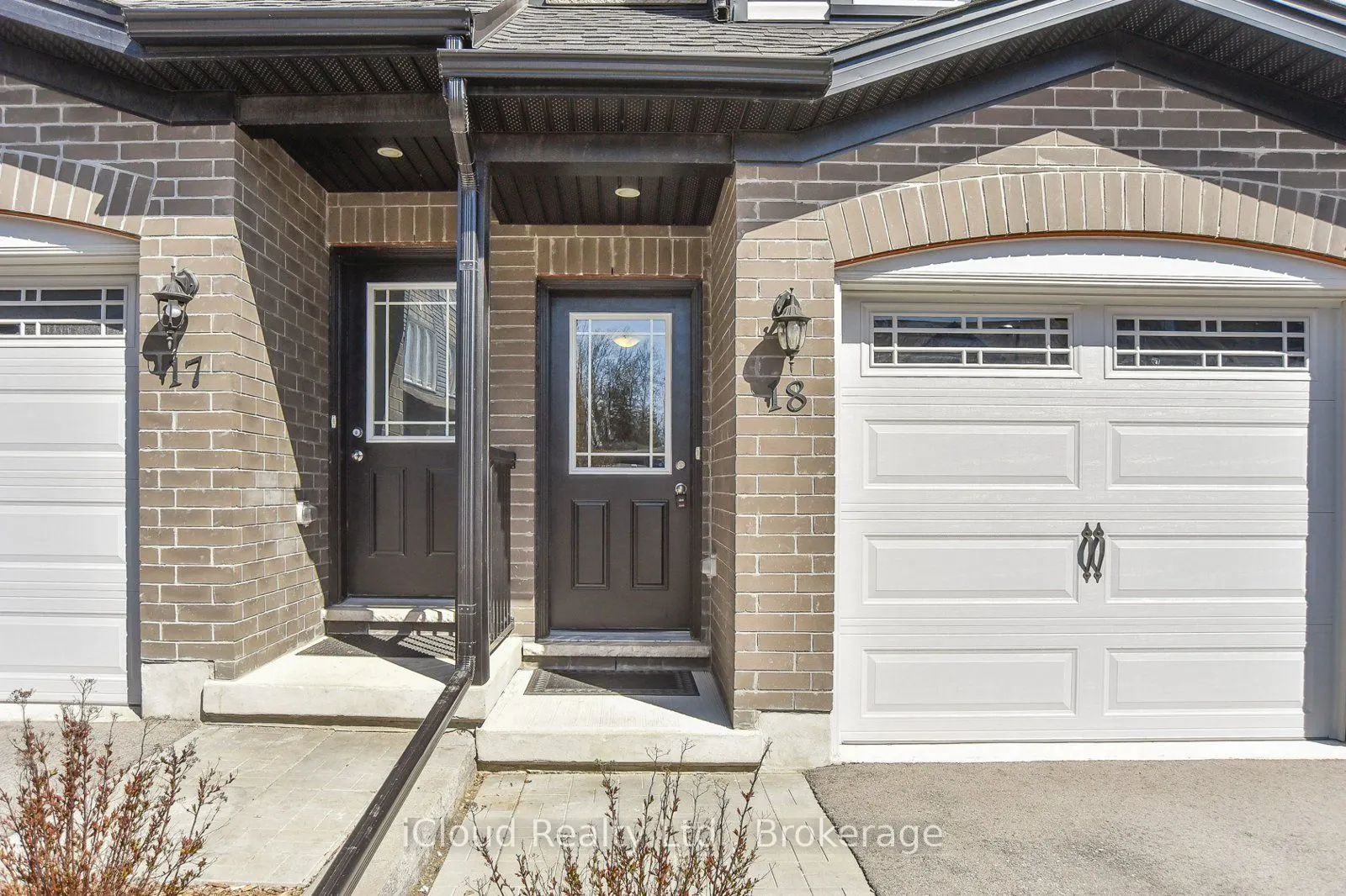 12 Poplar Drive, #18