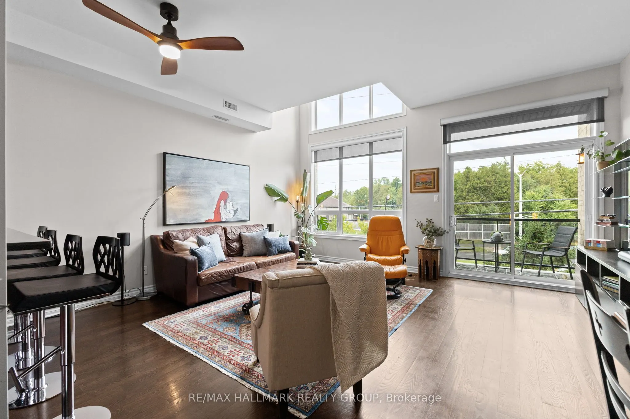 500 Claridge Drive, #206