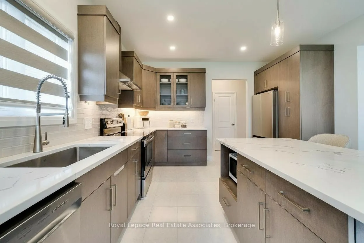 87 Acacia Road