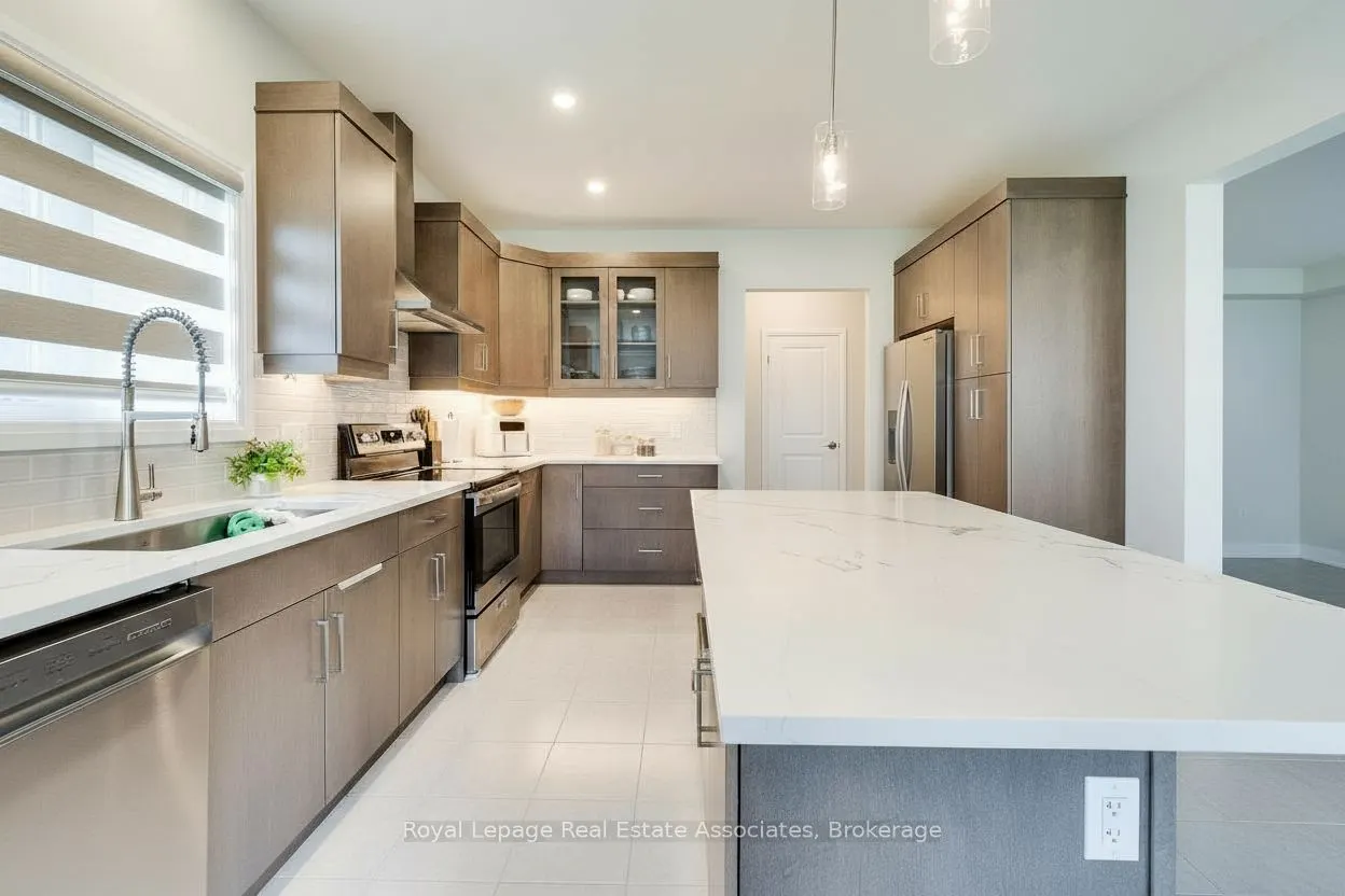 87 Acacia Road