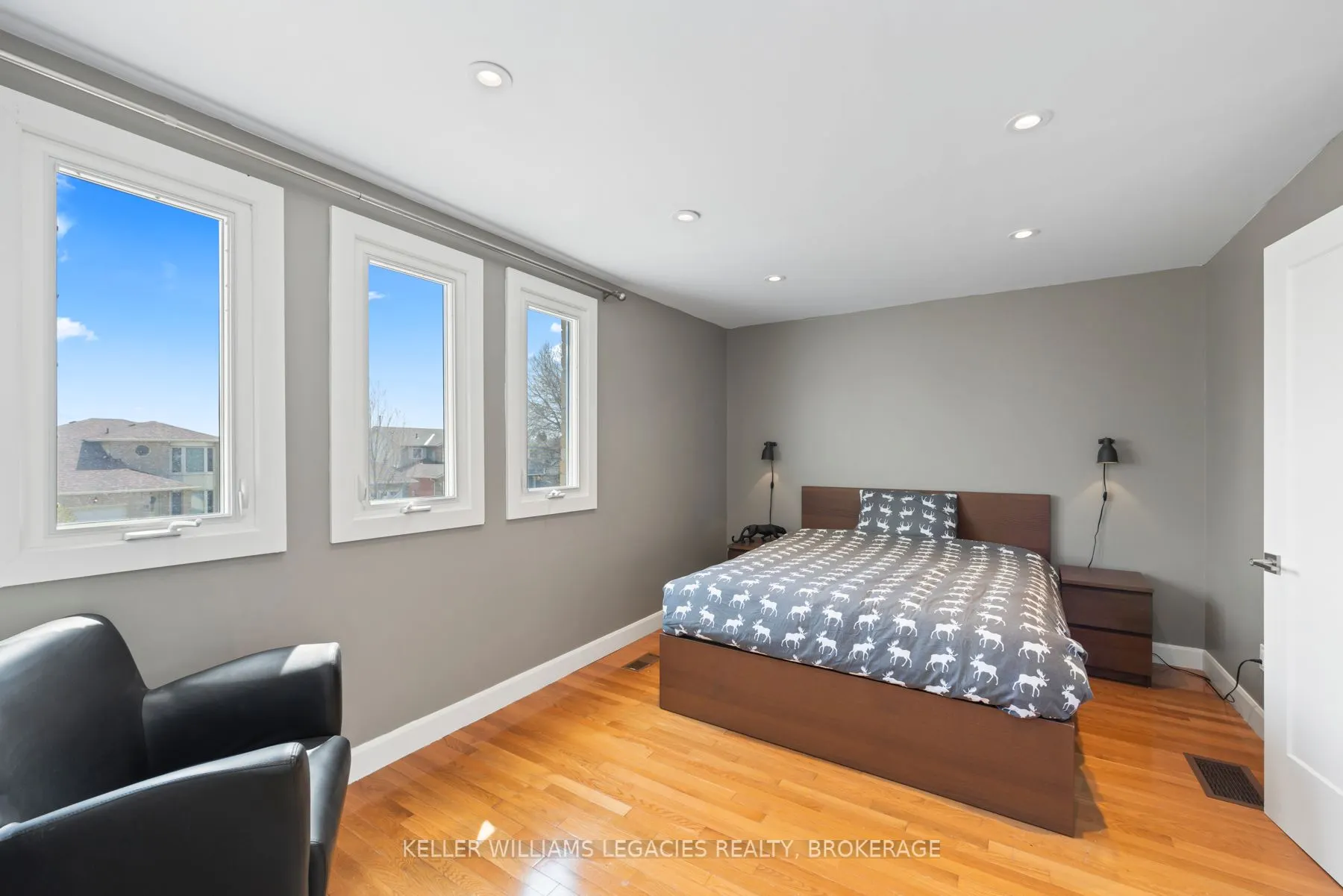 22 Rose Abbey Drive