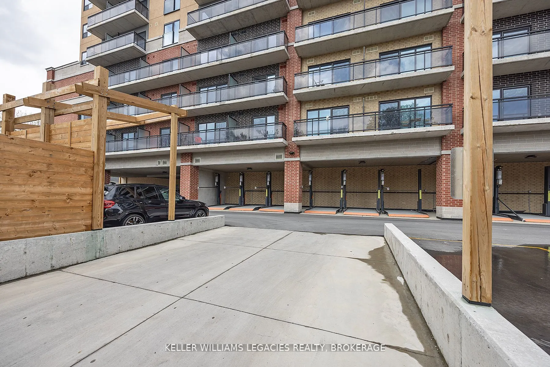 652 Princess Street, #111