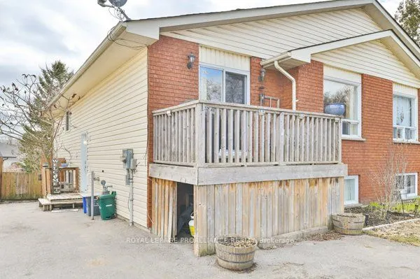 162 Prince Edward Street, #B