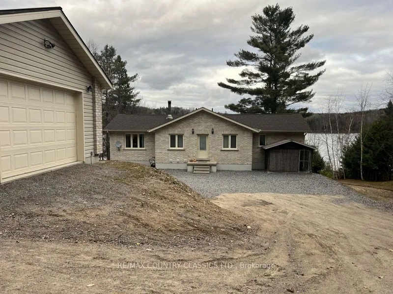 90 Golden Shores Road