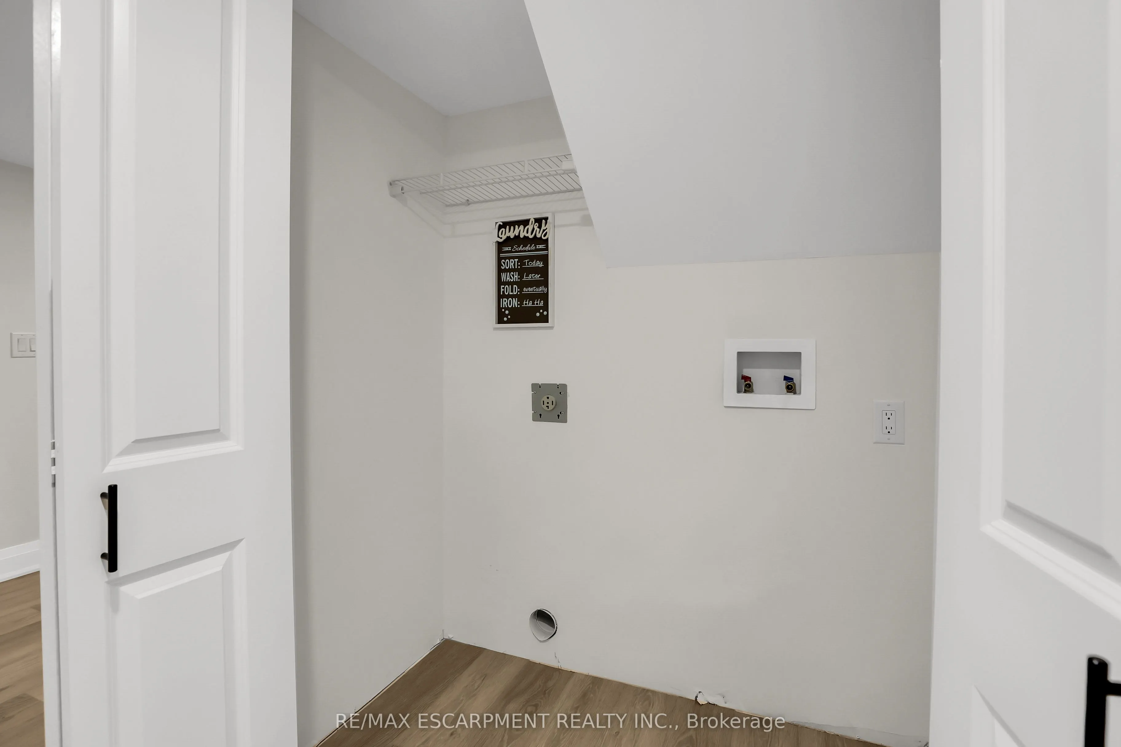 52 Valencourt Drive